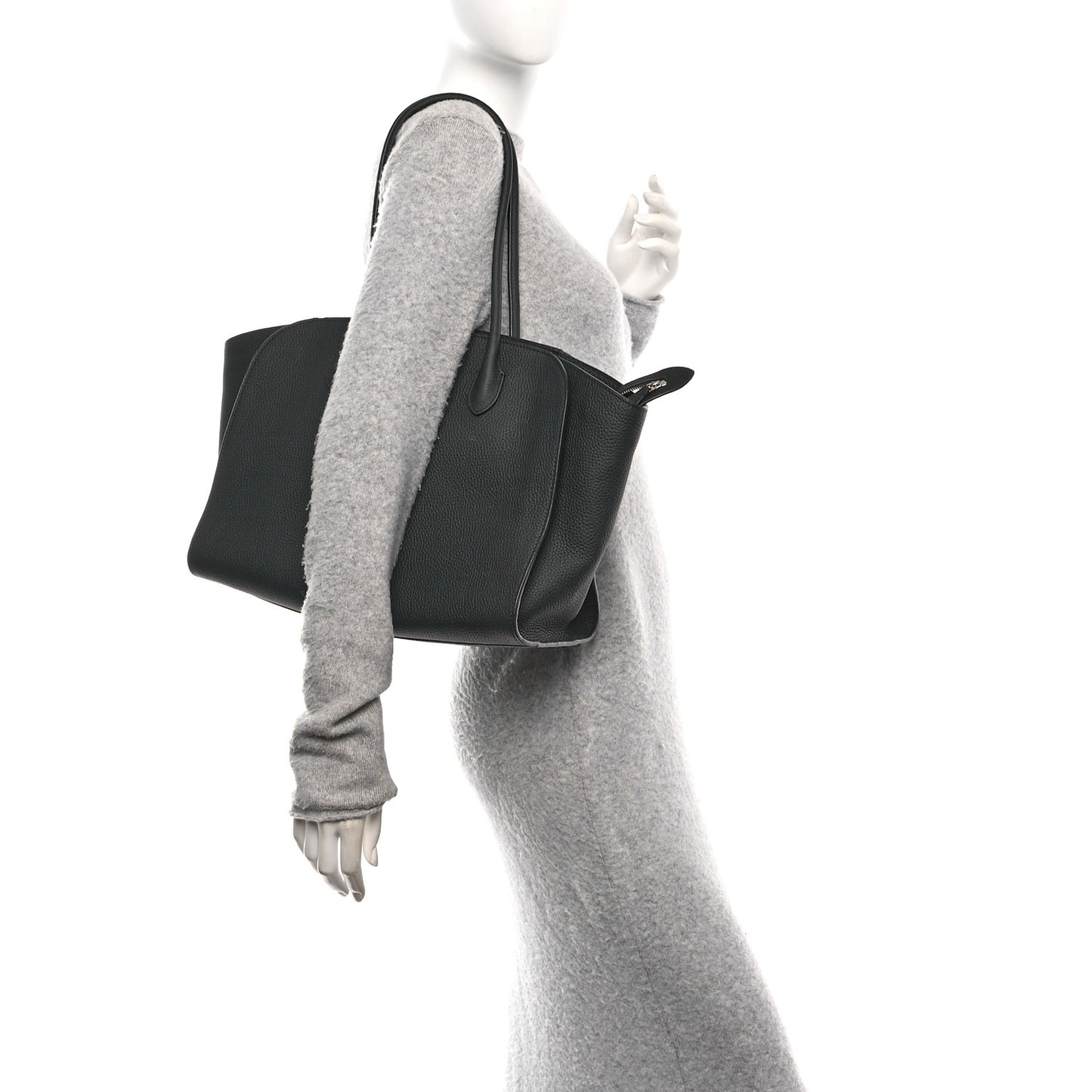 Matte Grained Calfskin Marlo 14 Black