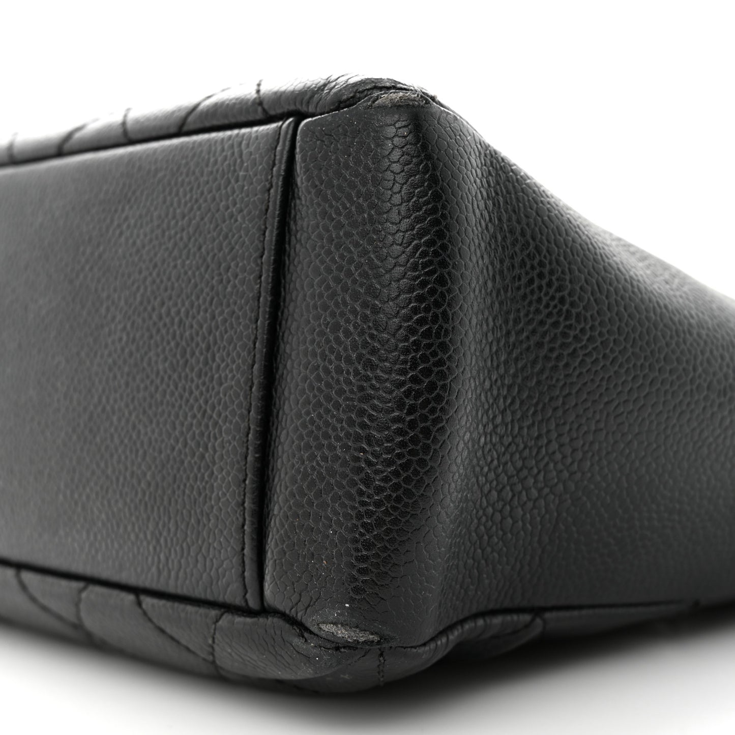 Caviar Quilted Petit Shopping Tote PST Black