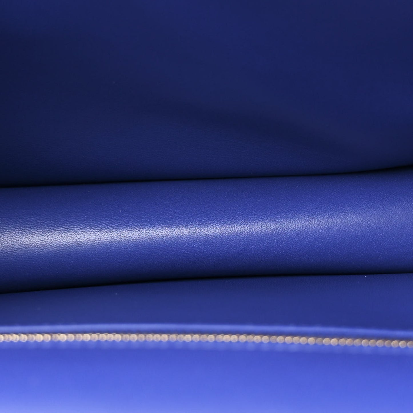 Epsom Constance 24 Bleu Electrique