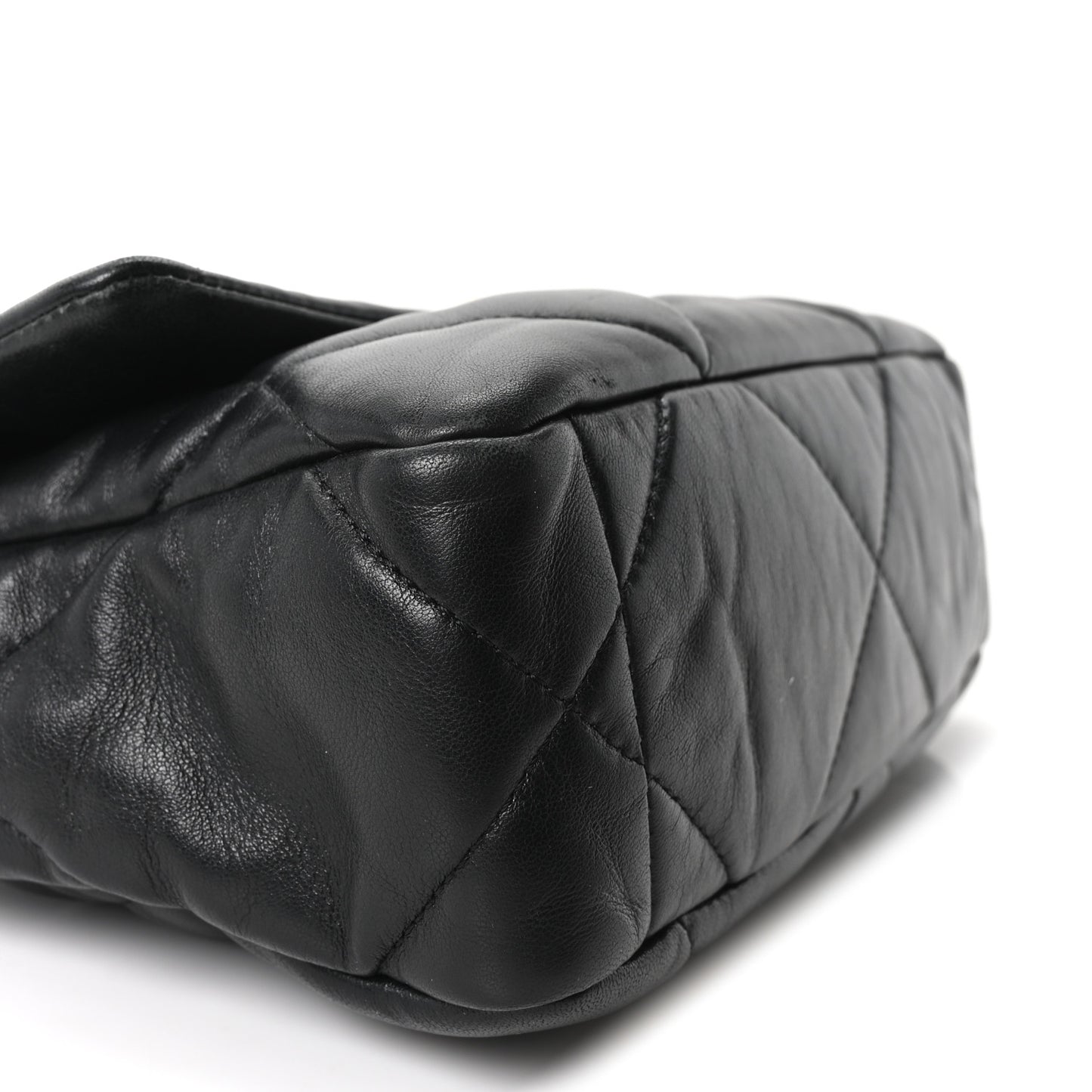 Lambskin Quilted Medium Chanel 19 Flap Black