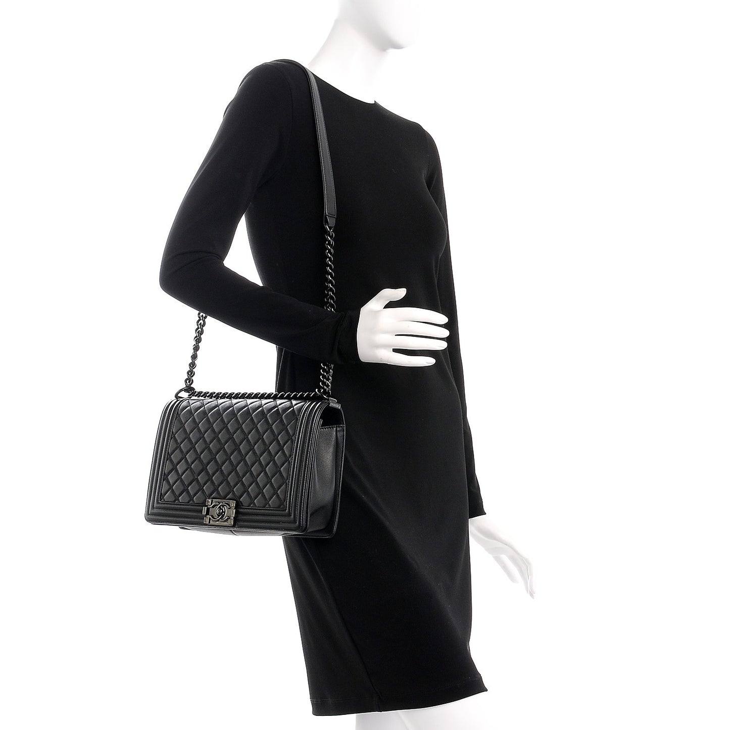 Caviar Quilted New Medium Boy Flap So Black