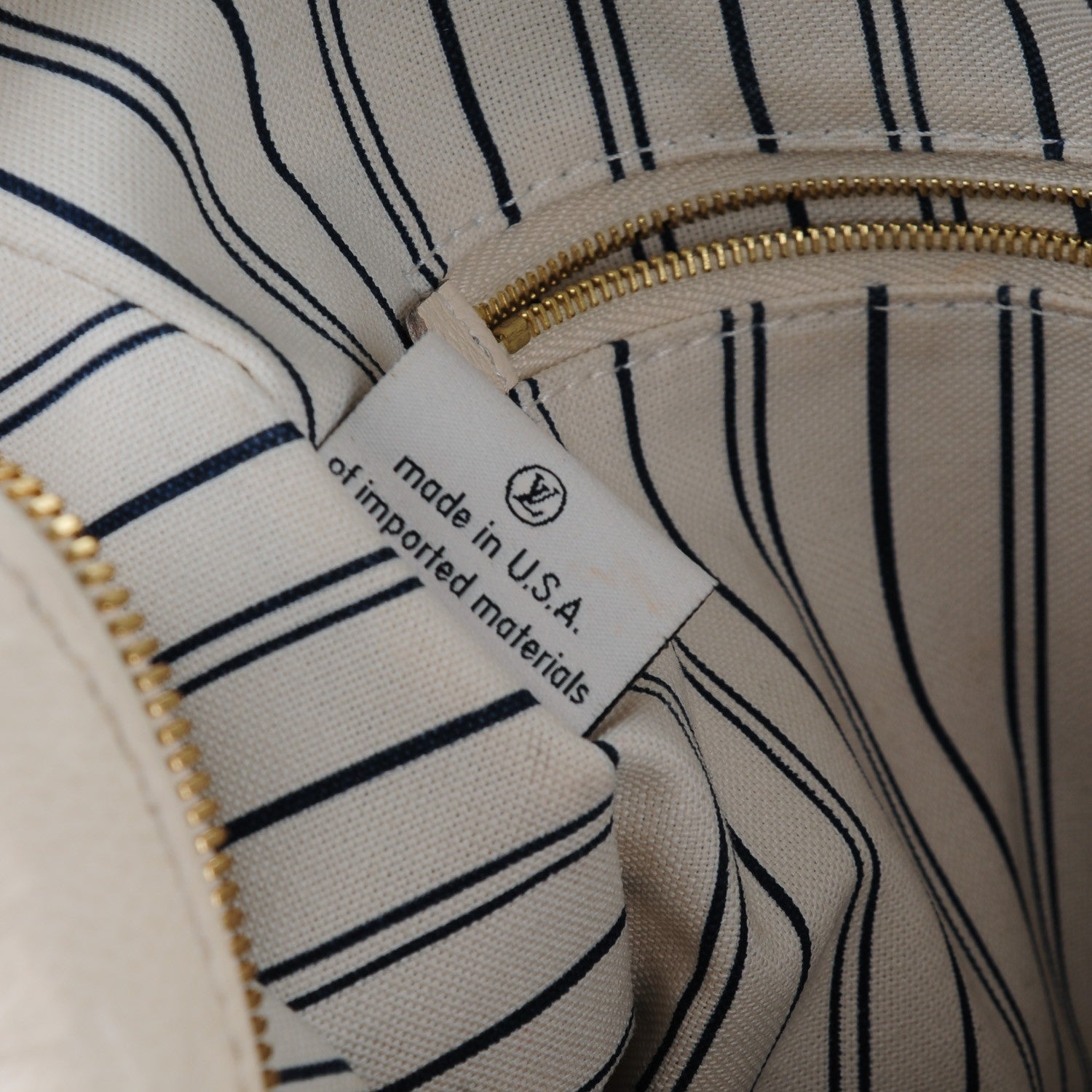Louis Vuitton Empreinte Speedy Bandouliere 30 Neige 7 of 10