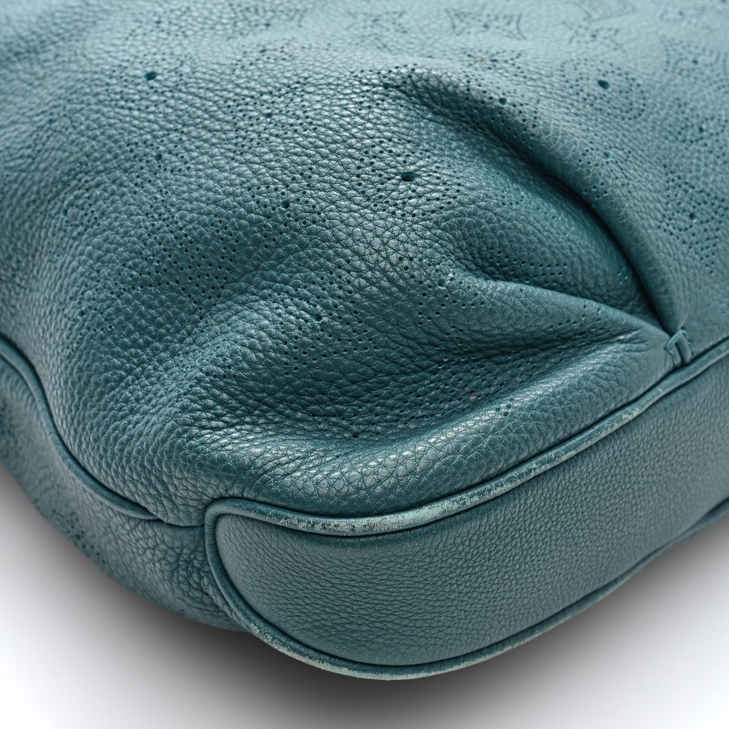 Louis Vuitton Mahina Selene MM Lagon 9 of 11