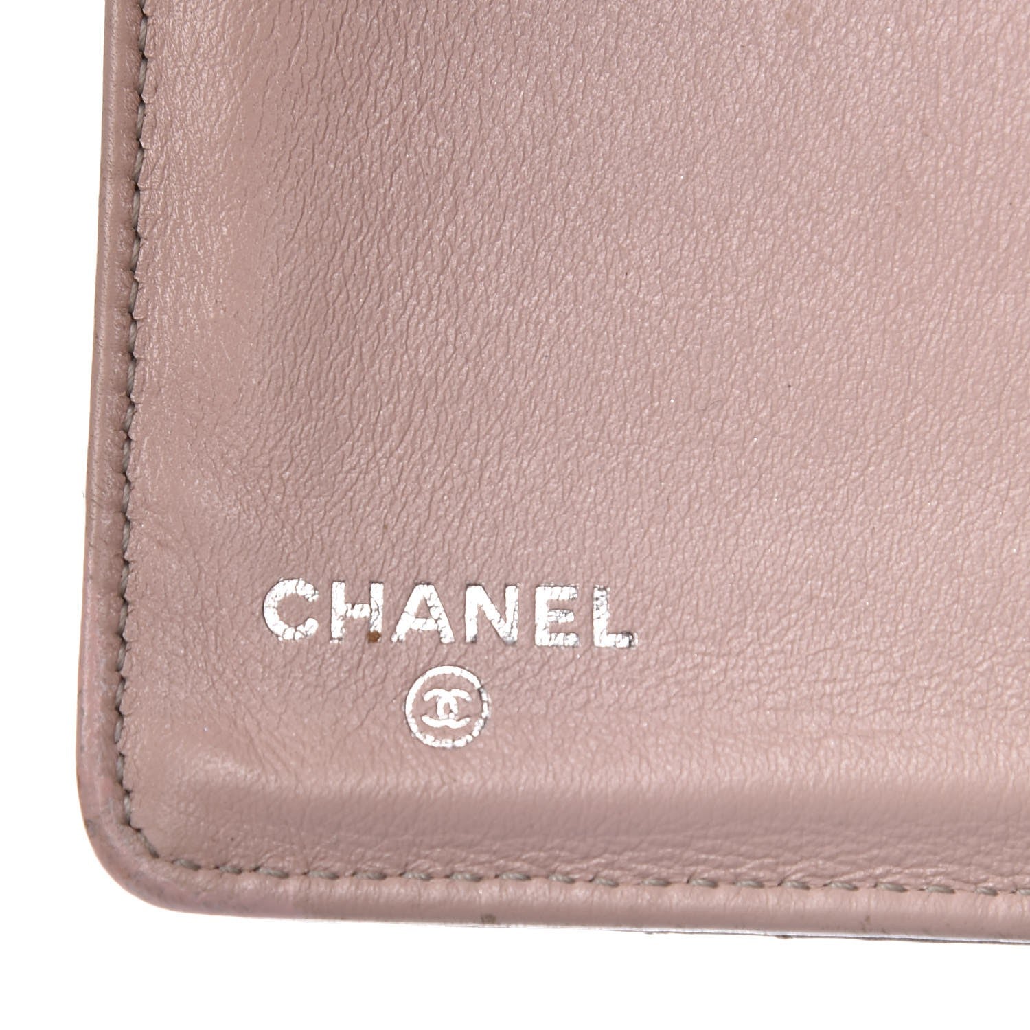 Chanel Metallic Calfskin Diamond Stitched Yen Wallet Silver 6 of 10