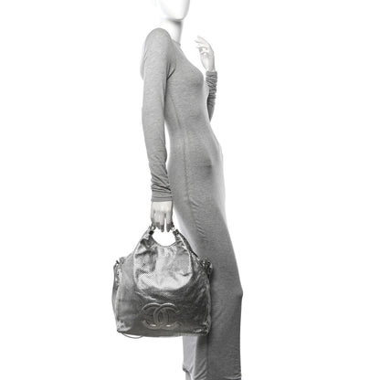 Chanel Metallic Glazed Calfskin Perforated Medium Rodeo Drive Tote Silver 2 of 14
