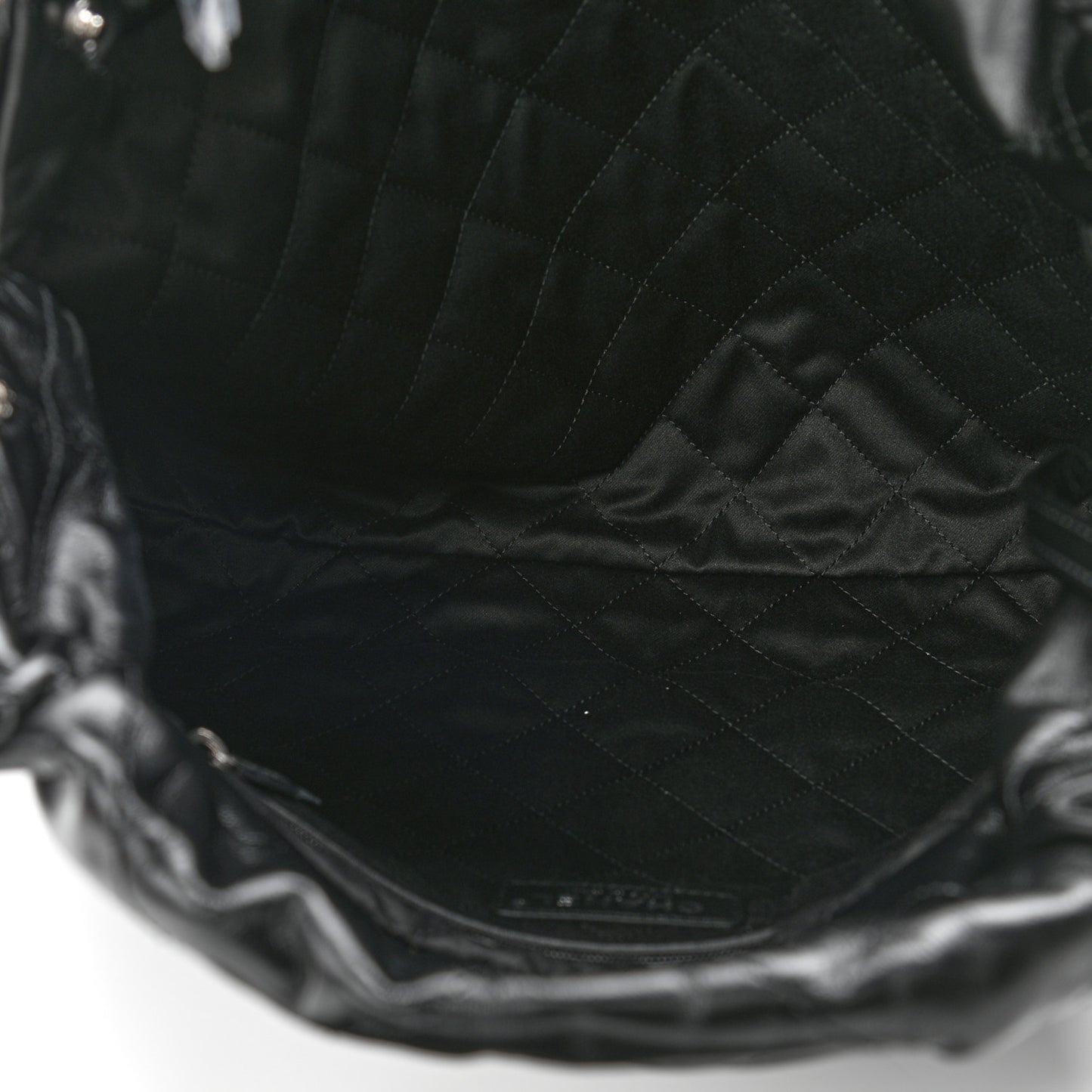 Shiny Calfskin Quilted Small Chanel 22 So Black