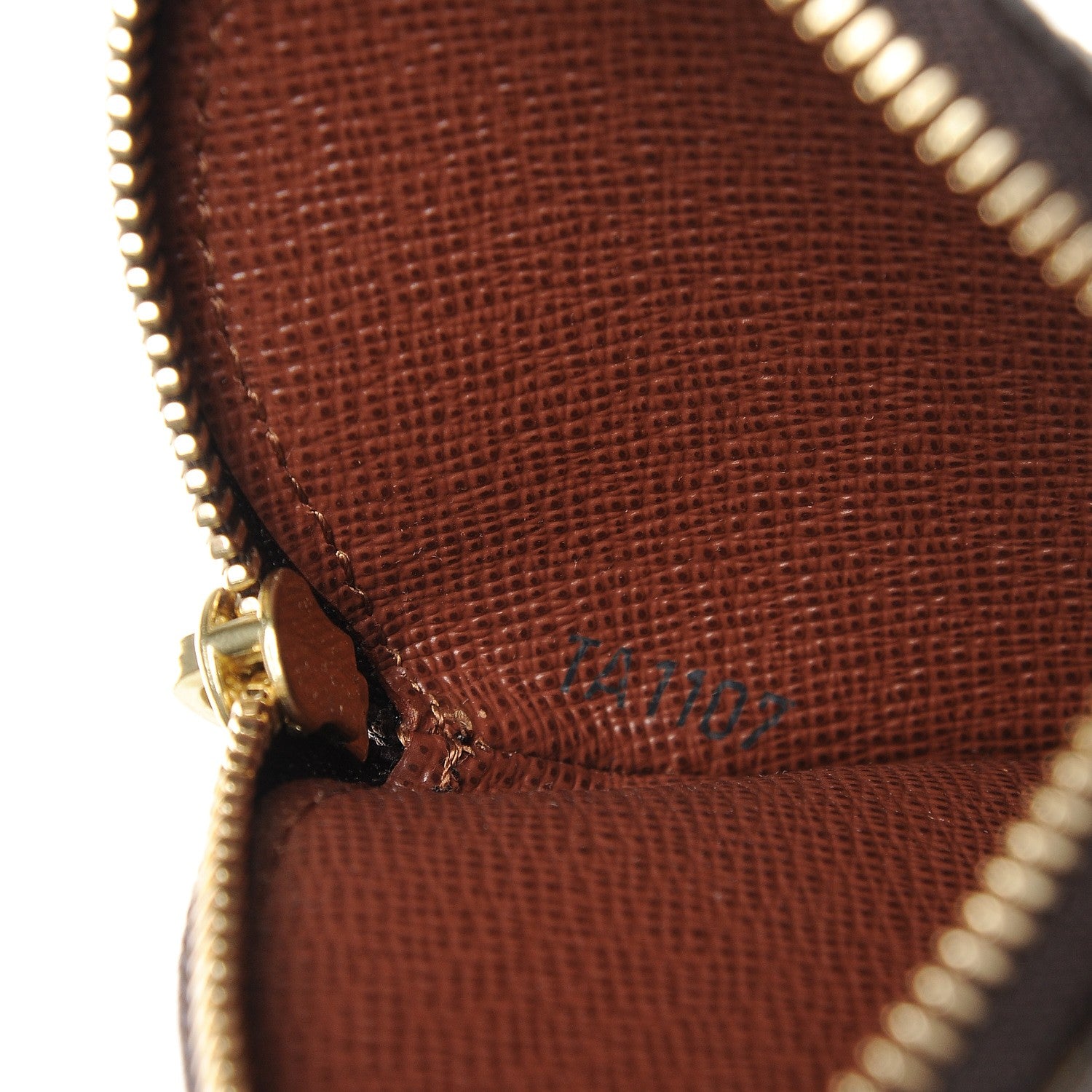 Louis Vuitton Monogram Round Coin Purse 7 of 8