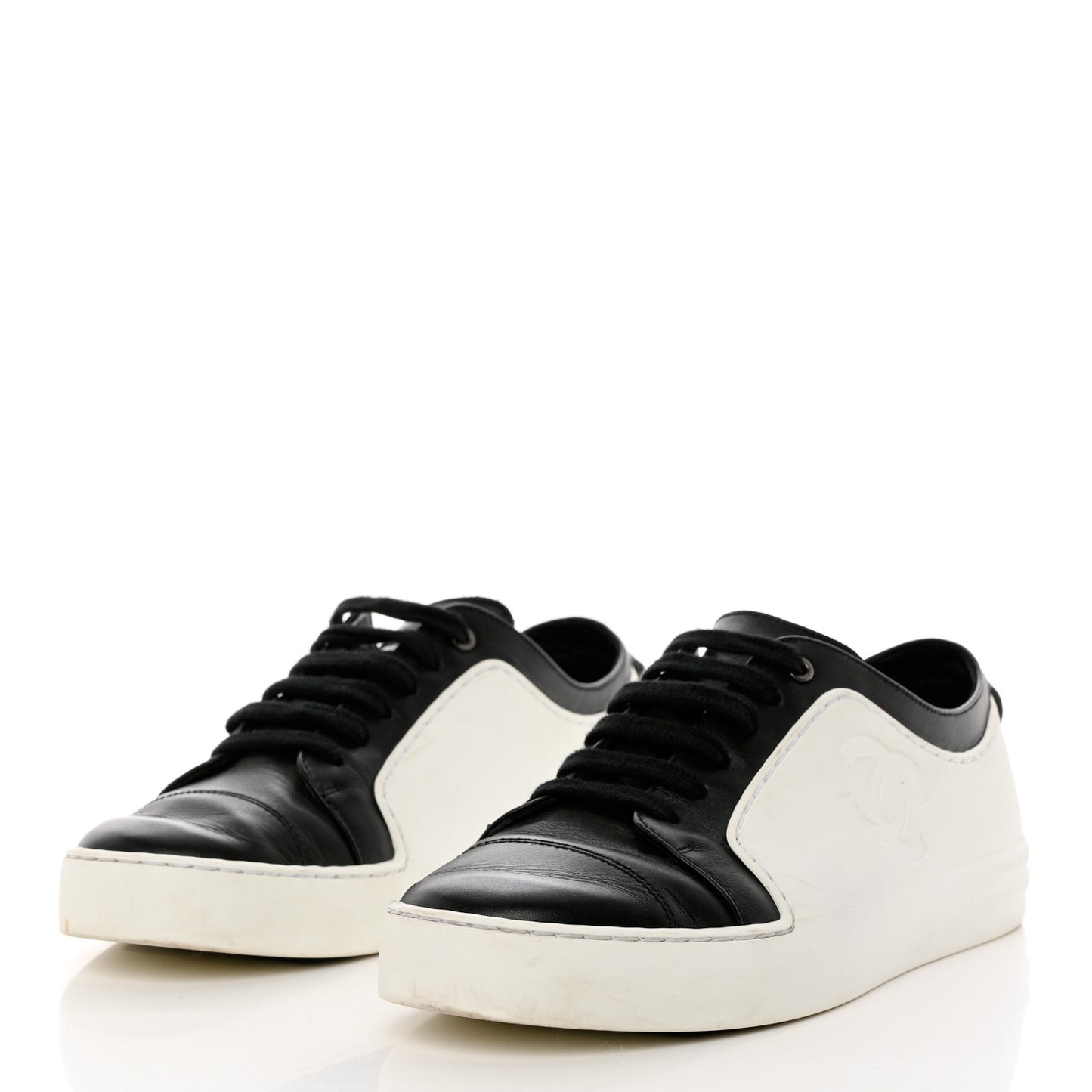 Calfskin Womens CC Sneakers 36 Black White