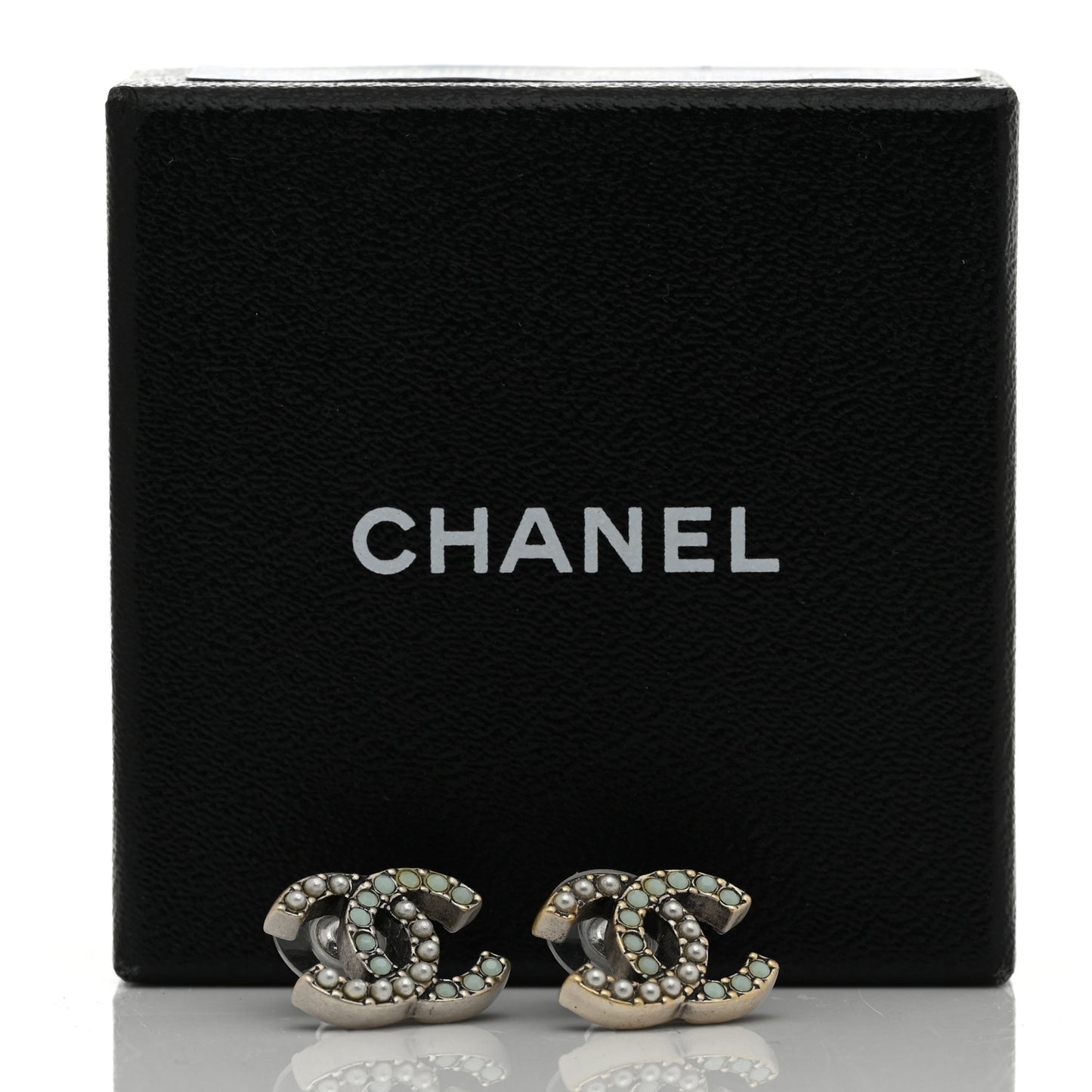 Ruthenium Pearl Pearl CC Earrings Silver Green