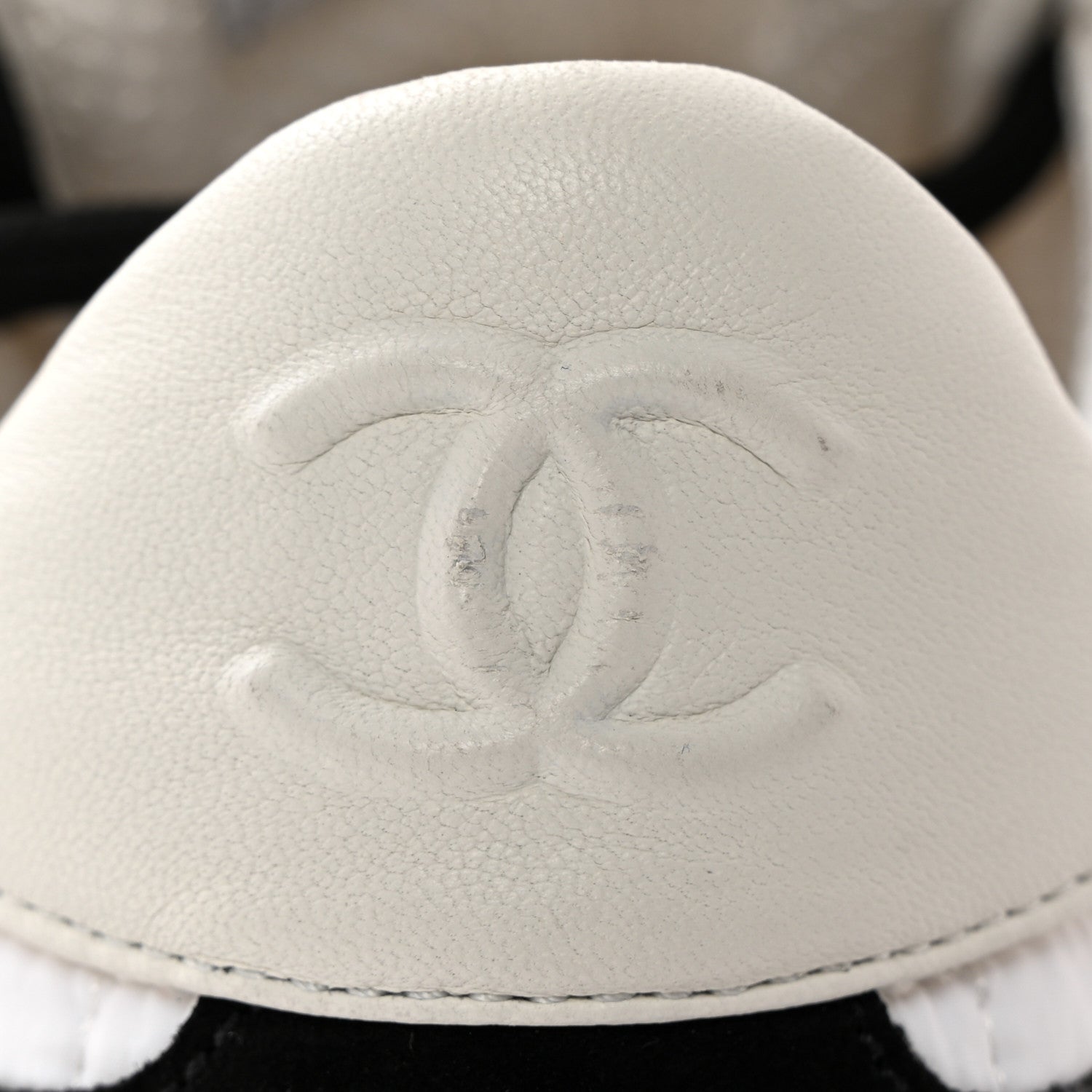Chanel Suede Fabric Calfskin Womens CC Sneakers 39.5 White Light Gray 12 of 12