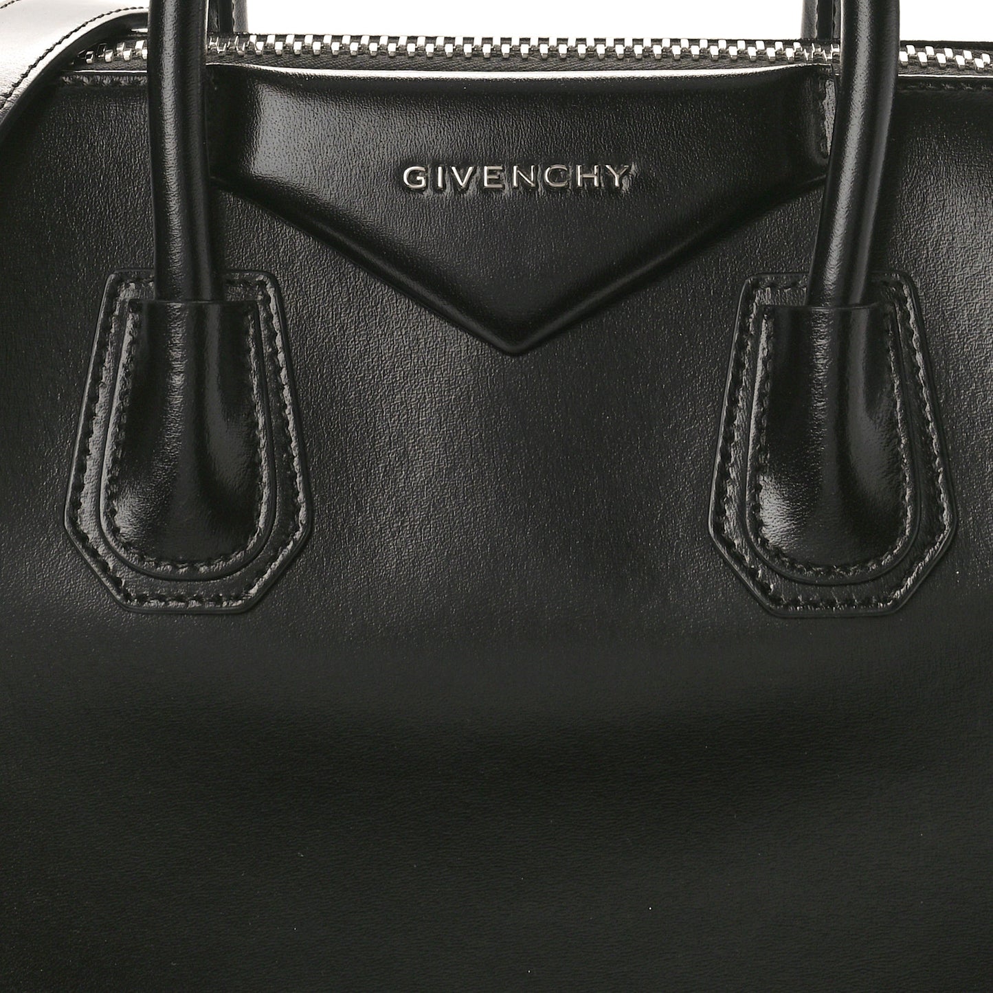 Shiny Lord Calfskin Small Antigona Black