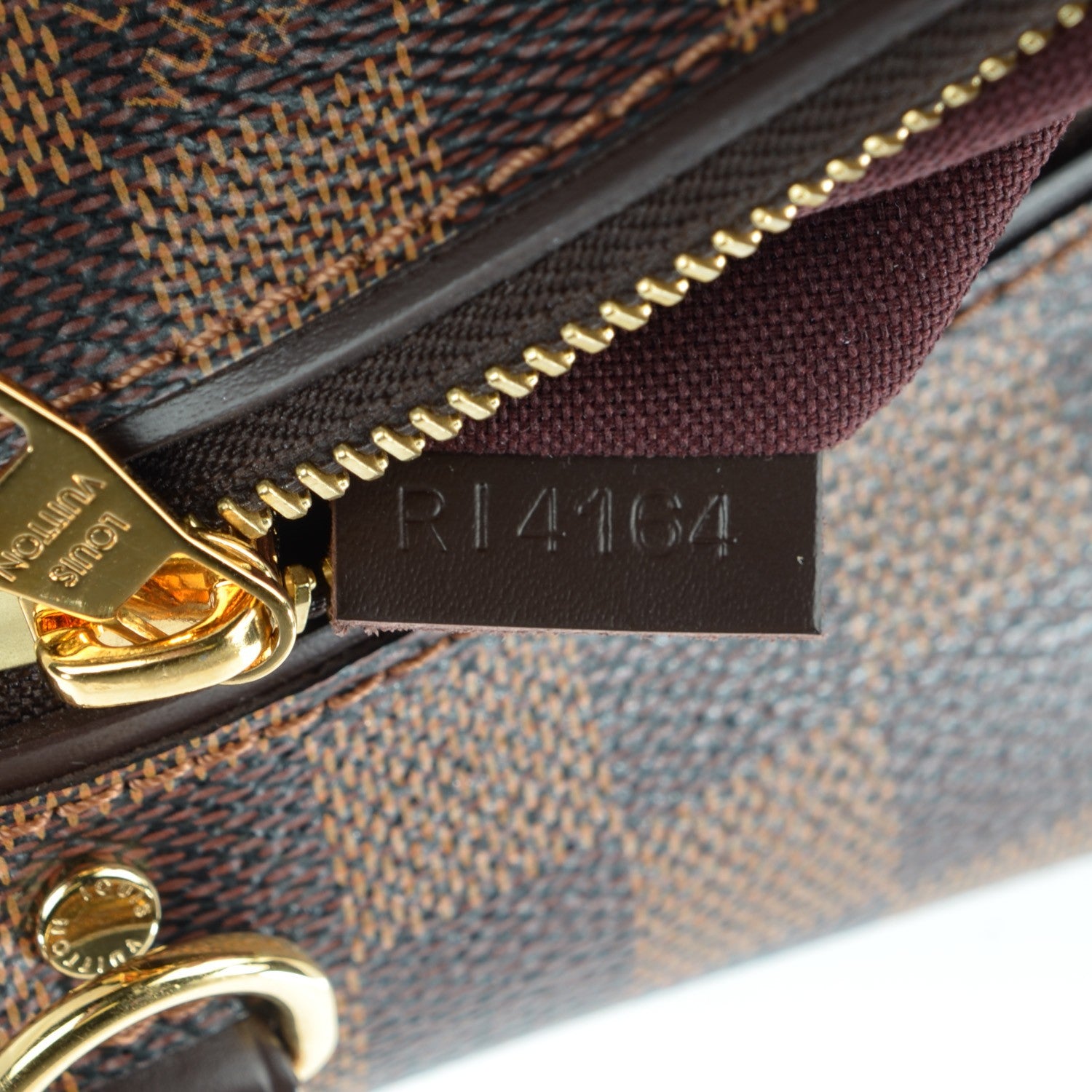 Louis Vuitton Damier Ebene Hoxton PM 6 of 7