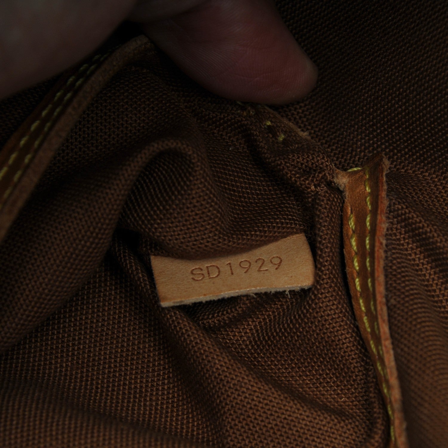 Louis Vuitton Monogram Alma PM 7 of 12