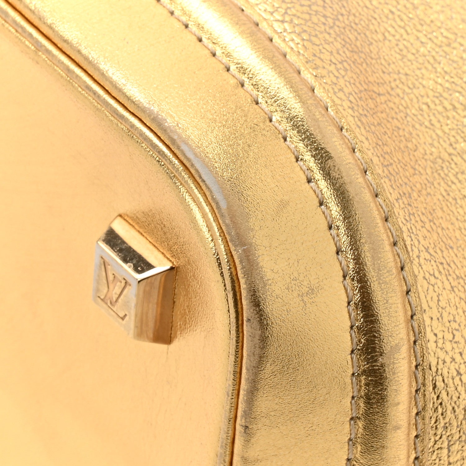 Louis Vuitton Suhali Lockit PM Gold 1836158 – FASHIONPHILE