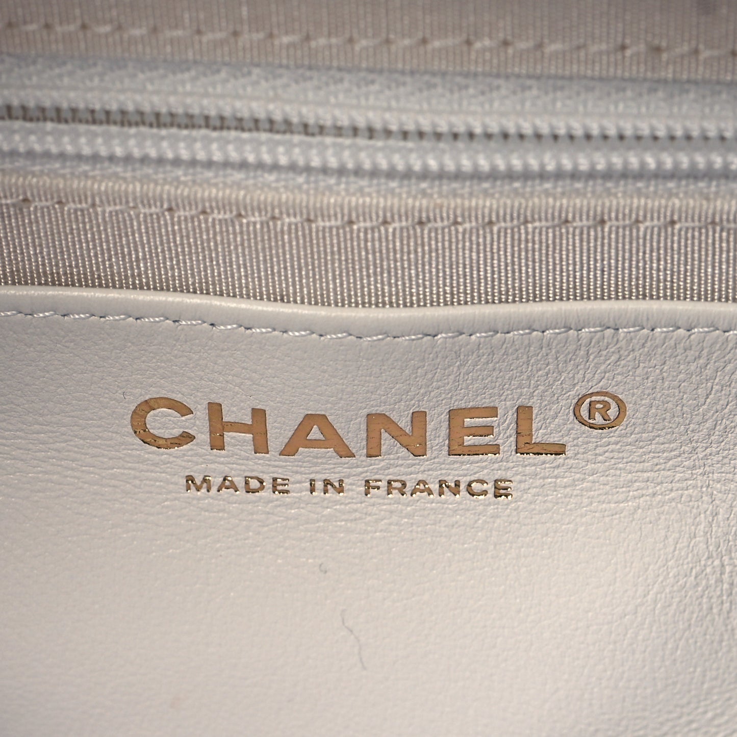 Calfskin Quilted Close To Me Hobo White