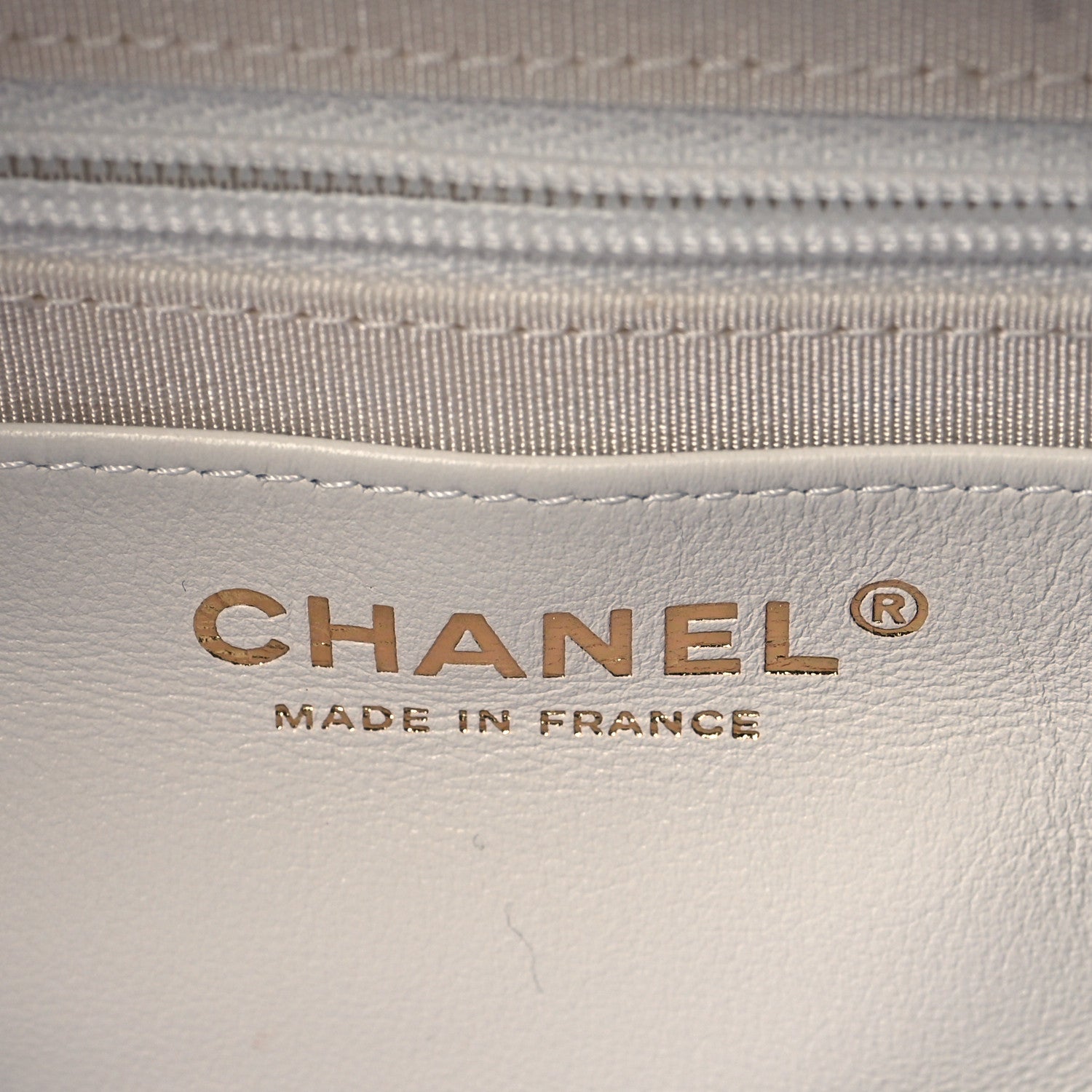 Chanel Calfskin Quilted Close To Me Hobo White 6 of 10