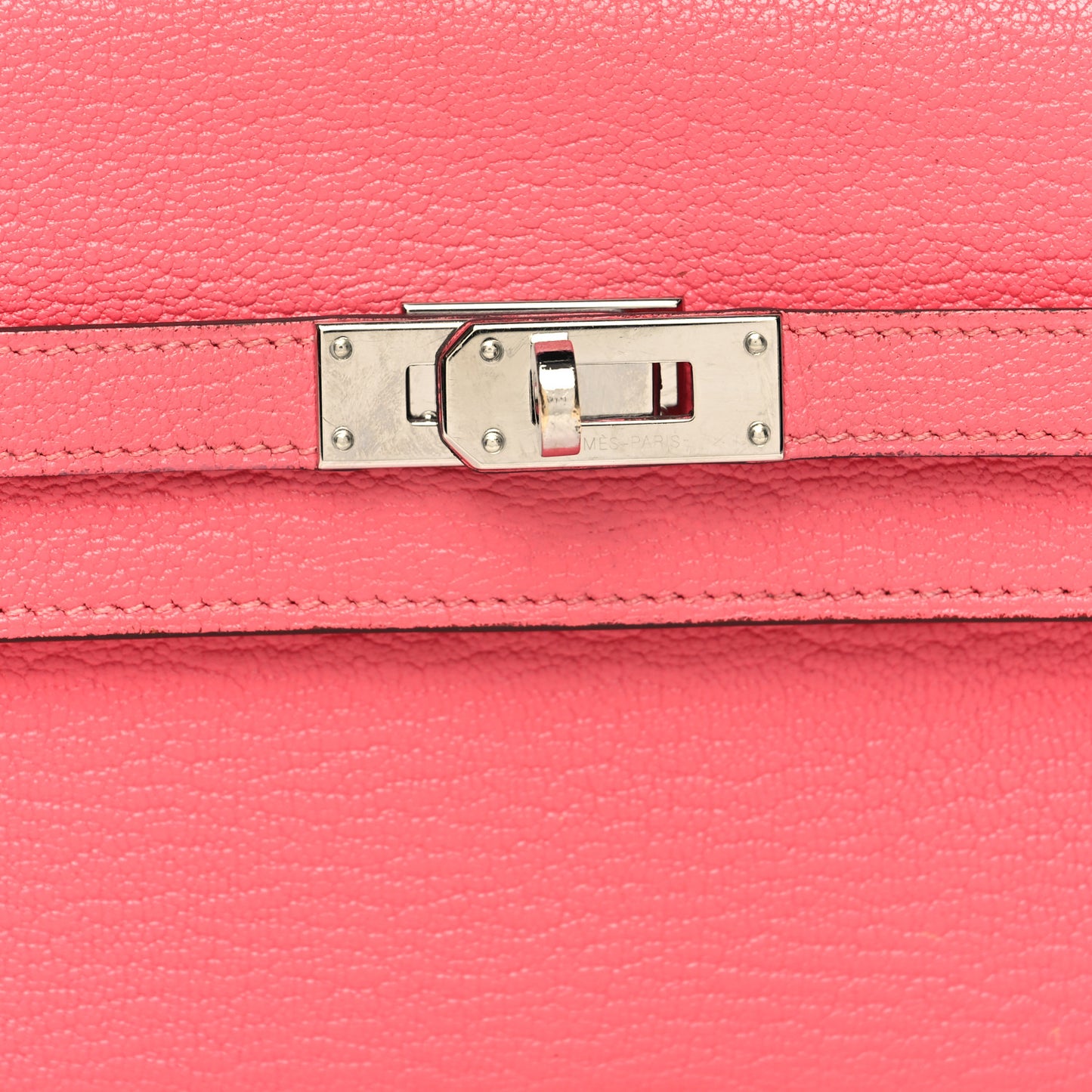 Chevre Mysore Kelly Longue Wallet Rose Lipstick