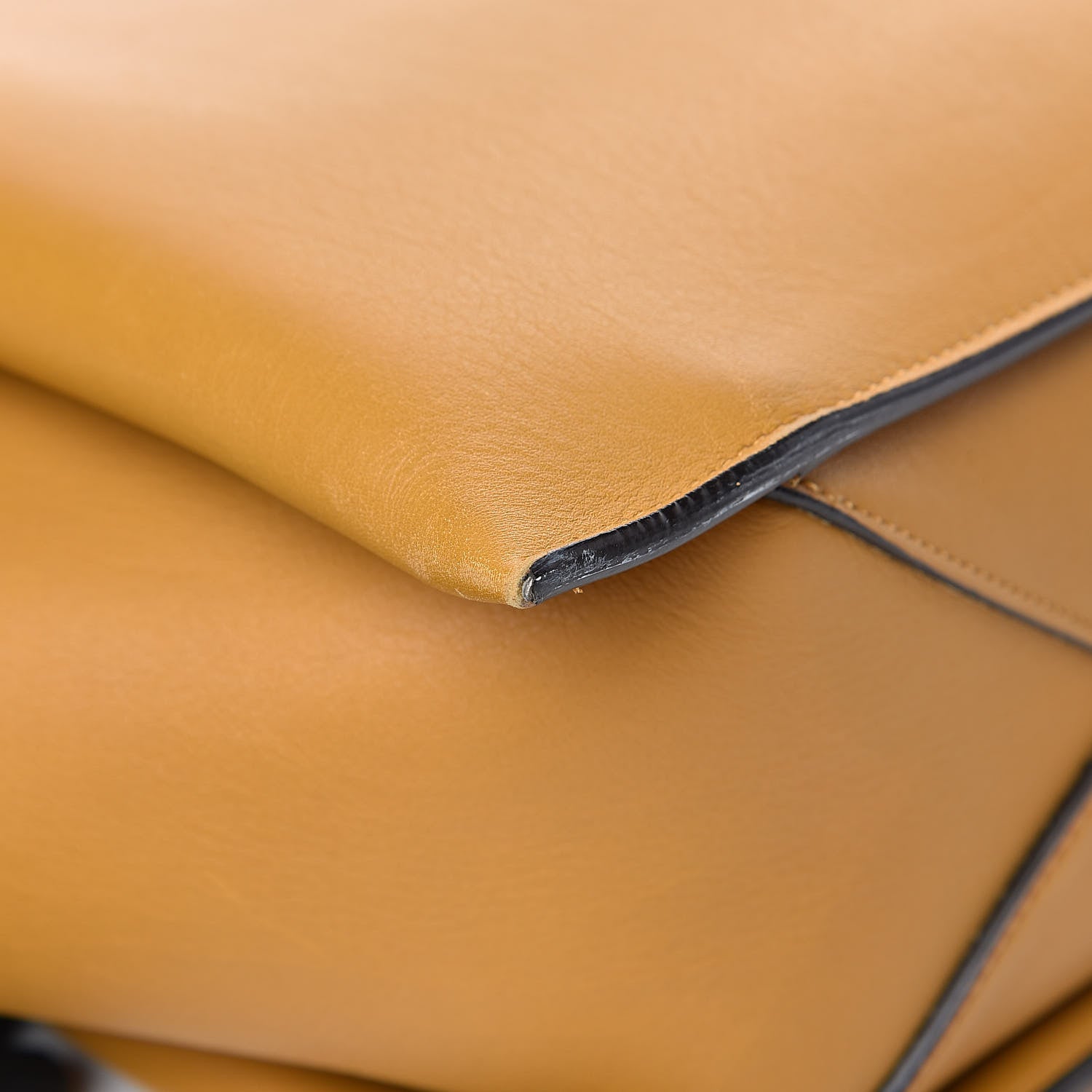 Celine Supple Natural Calfskin Medium Tri-Fold Bag Blonde 11 of 20