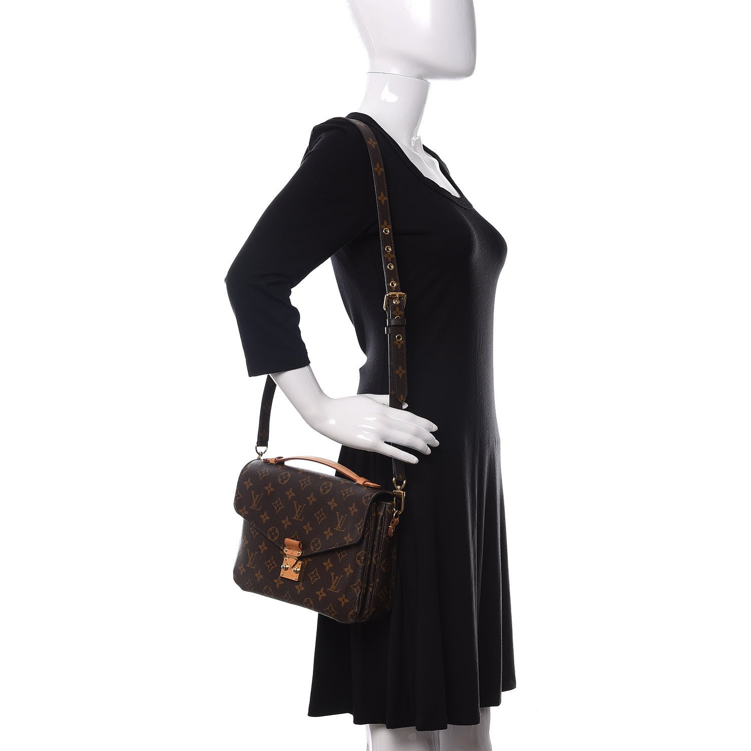 Louis Vuitton Monogram Pochette Metis 2 of 11