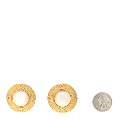 Chanel Pearl CC Clip On Earrings Gold 2 of 4