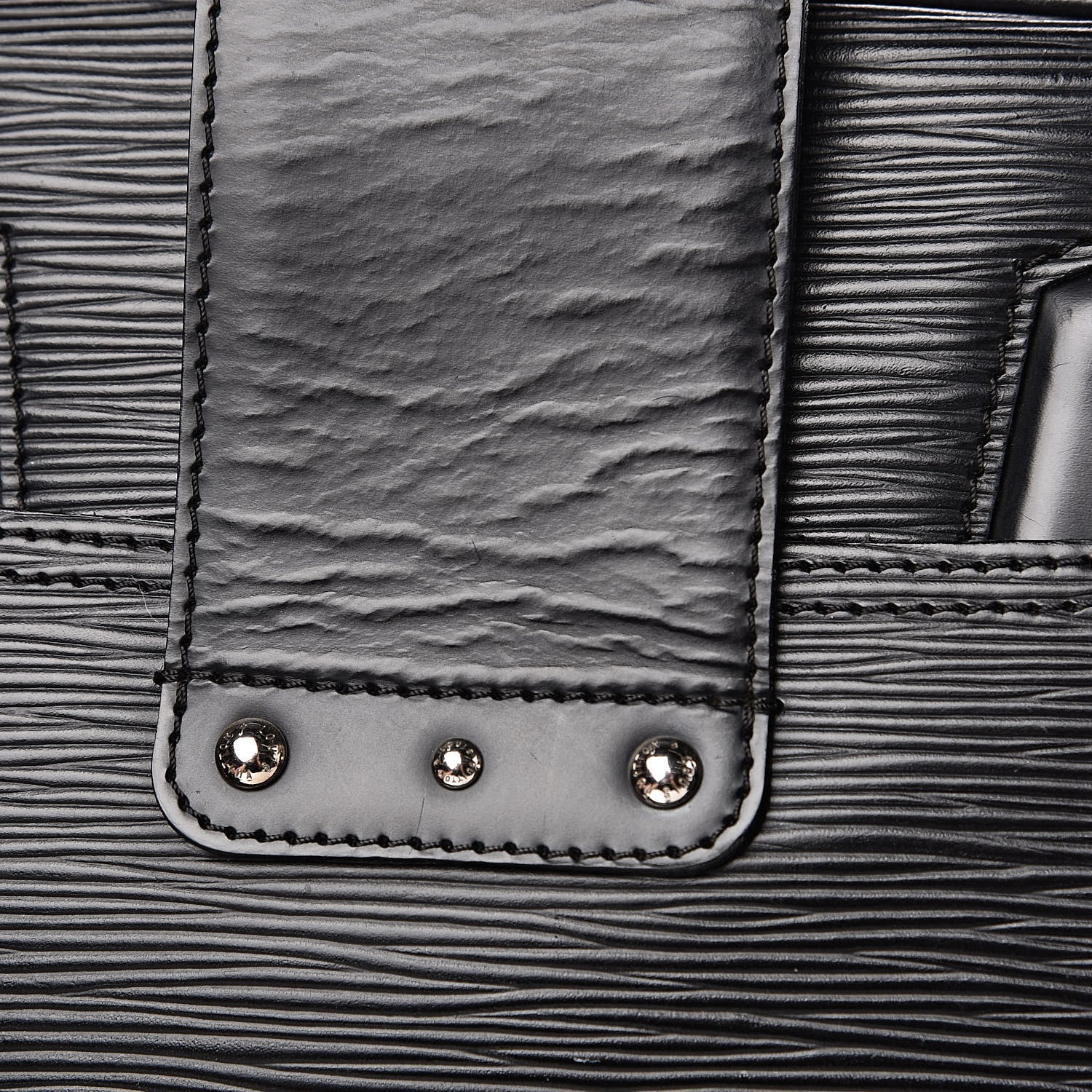 Louis Vuitton Epi Bowling Montaigne GM Black 13 of 17