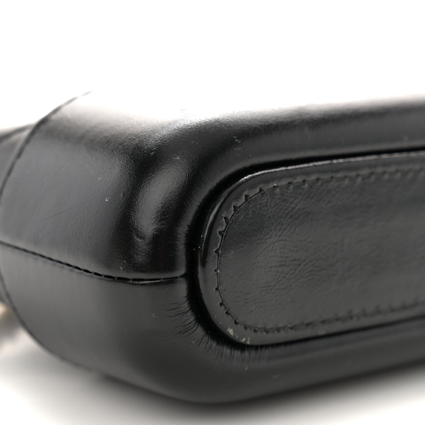 Aged Calfskin Quilted Small Gabrielle Clutch With Chain Black