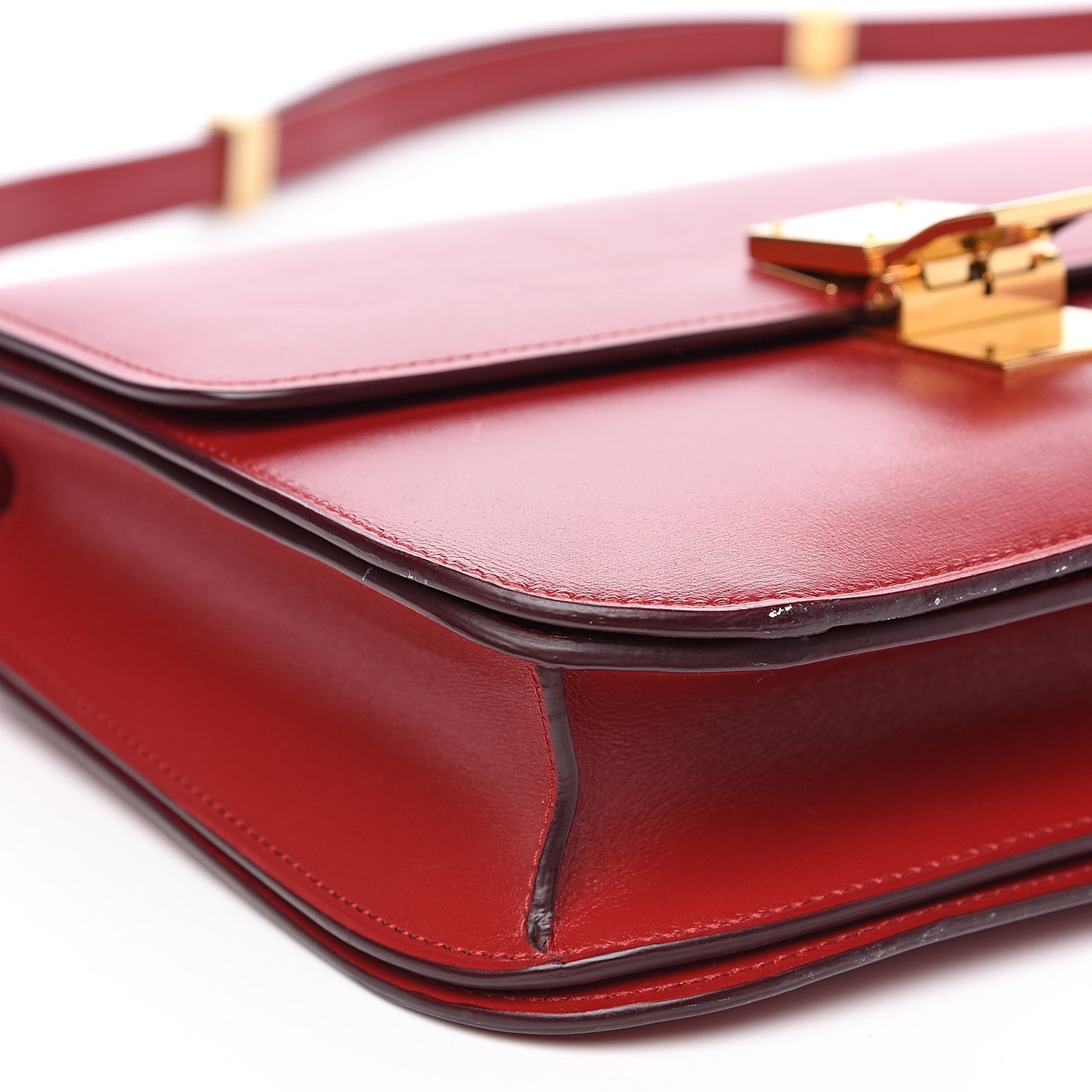 Box Calfskin Medium Classic Box Flap Bag Red