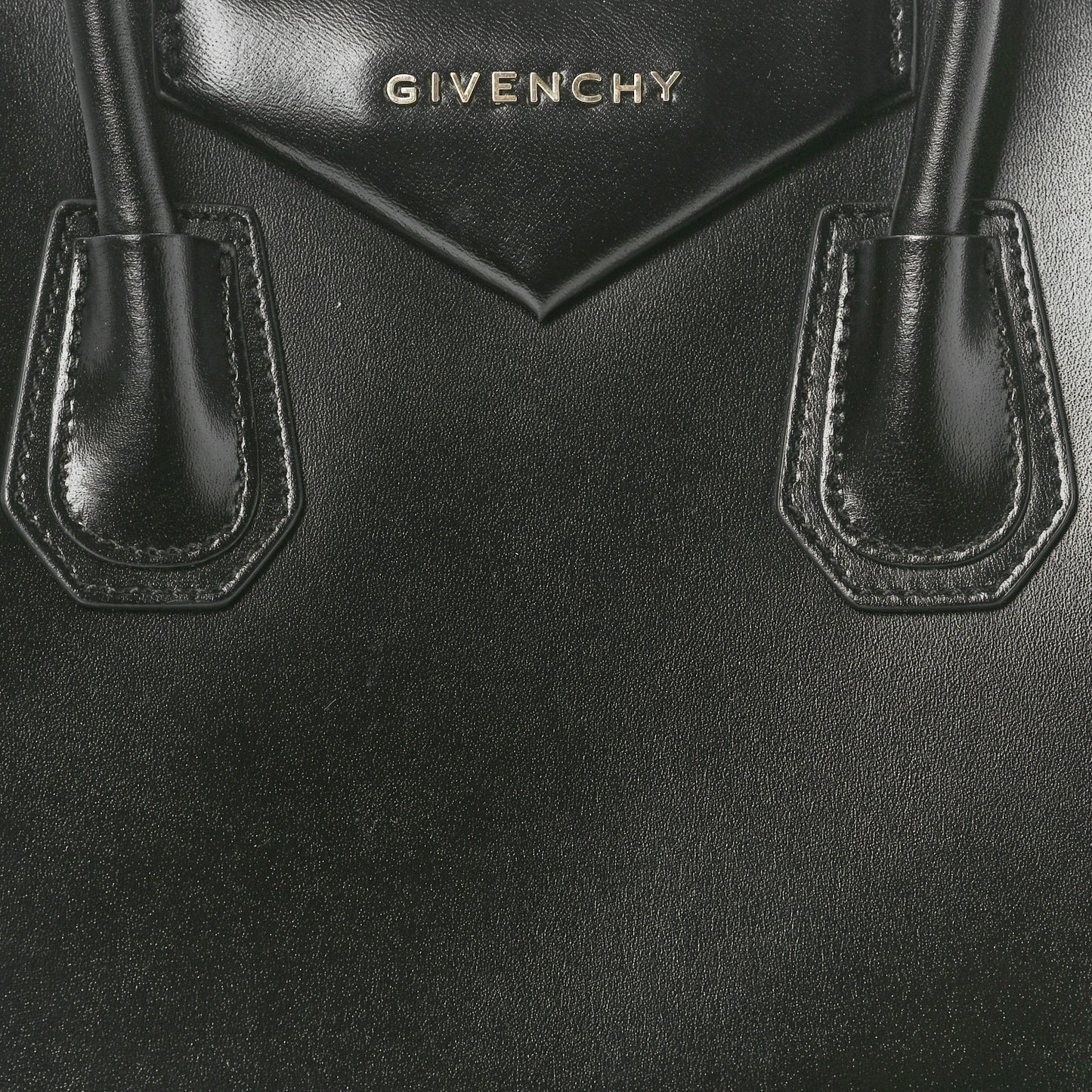 Shiny Lord Calfskin Small Antigona Black