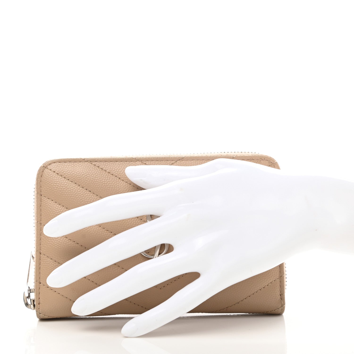Saint Laurent Grain De Poudre Matelasse Chevron Monogram Zip Around Wallet Beige 2 of 7