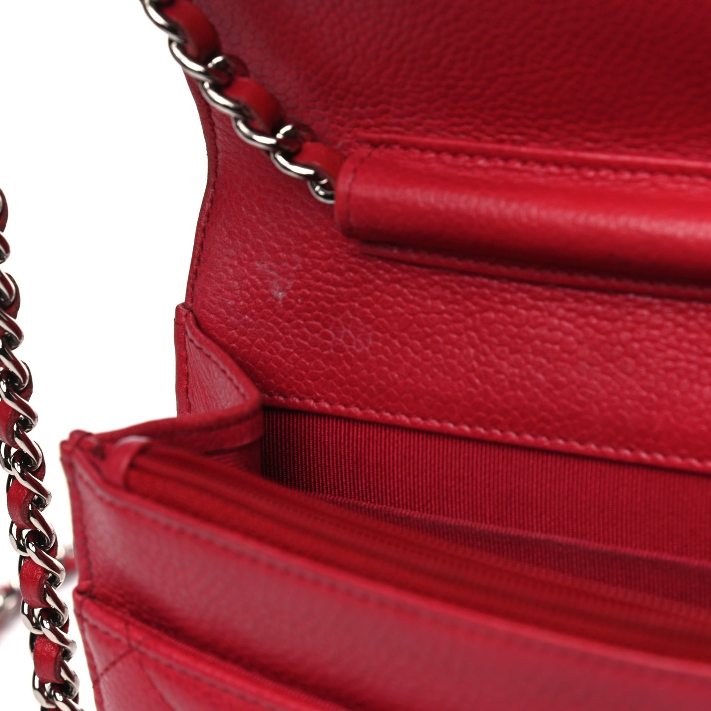Caviar Quilted Wallet on Chain WOC Red