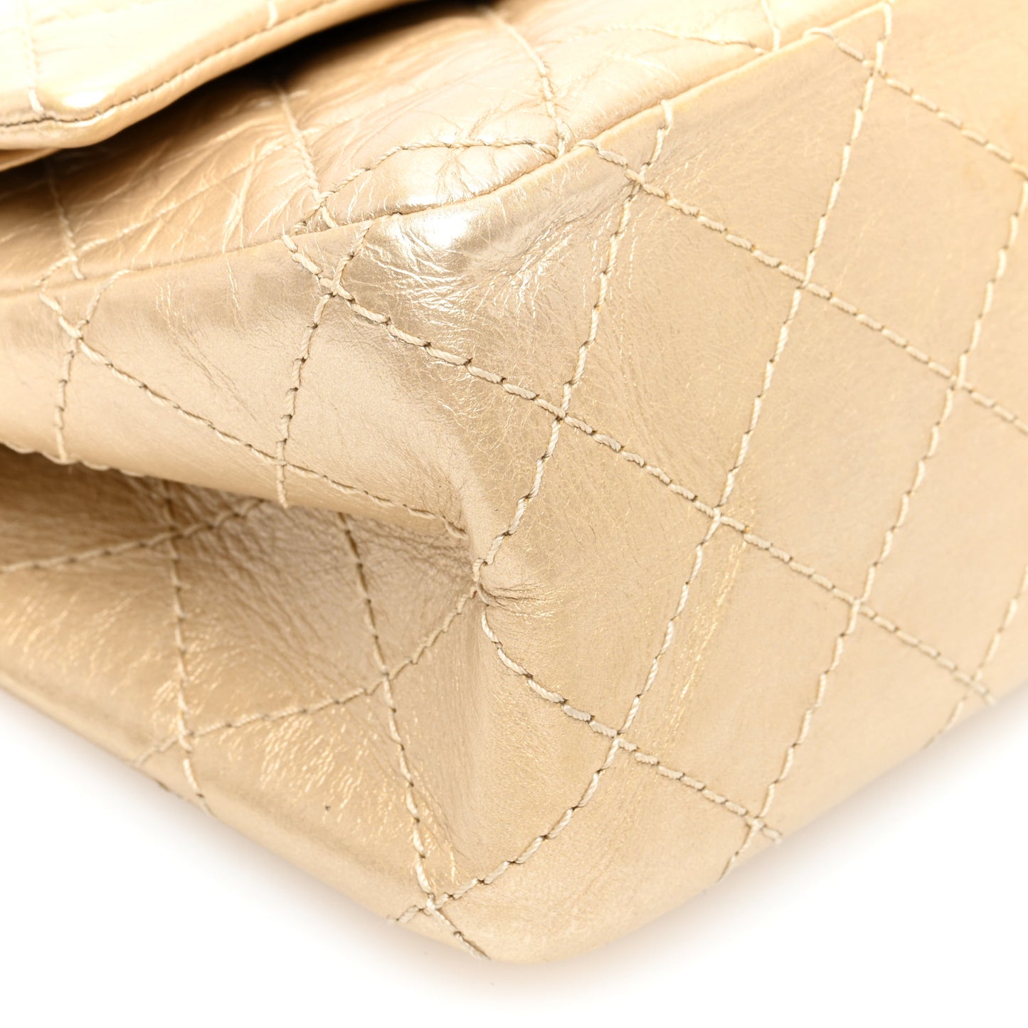 Metallic Aged Calfskin Quilted 2.55 Reissue 224 Flap Gold
