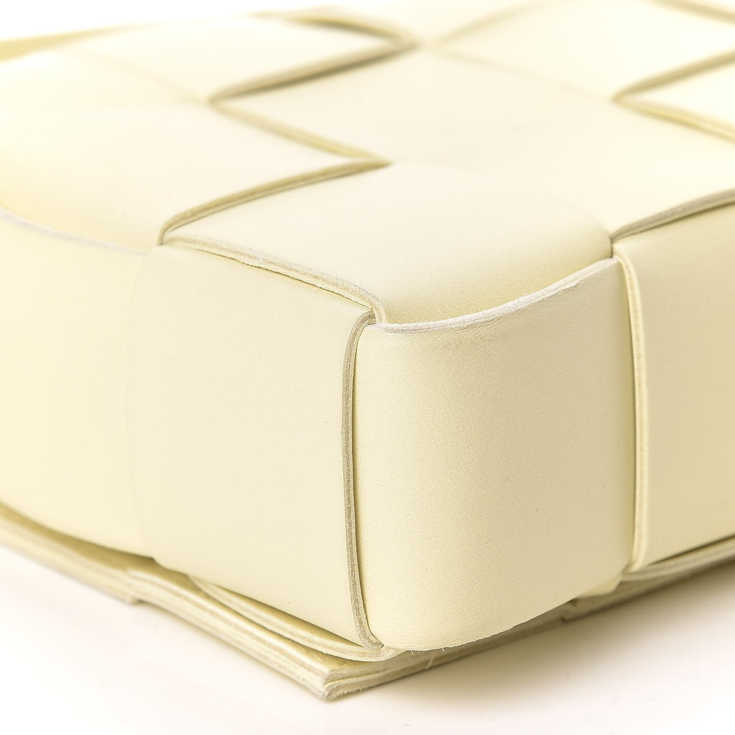 Nappa Maxi Intreccio Cassette Bag Ice Cream