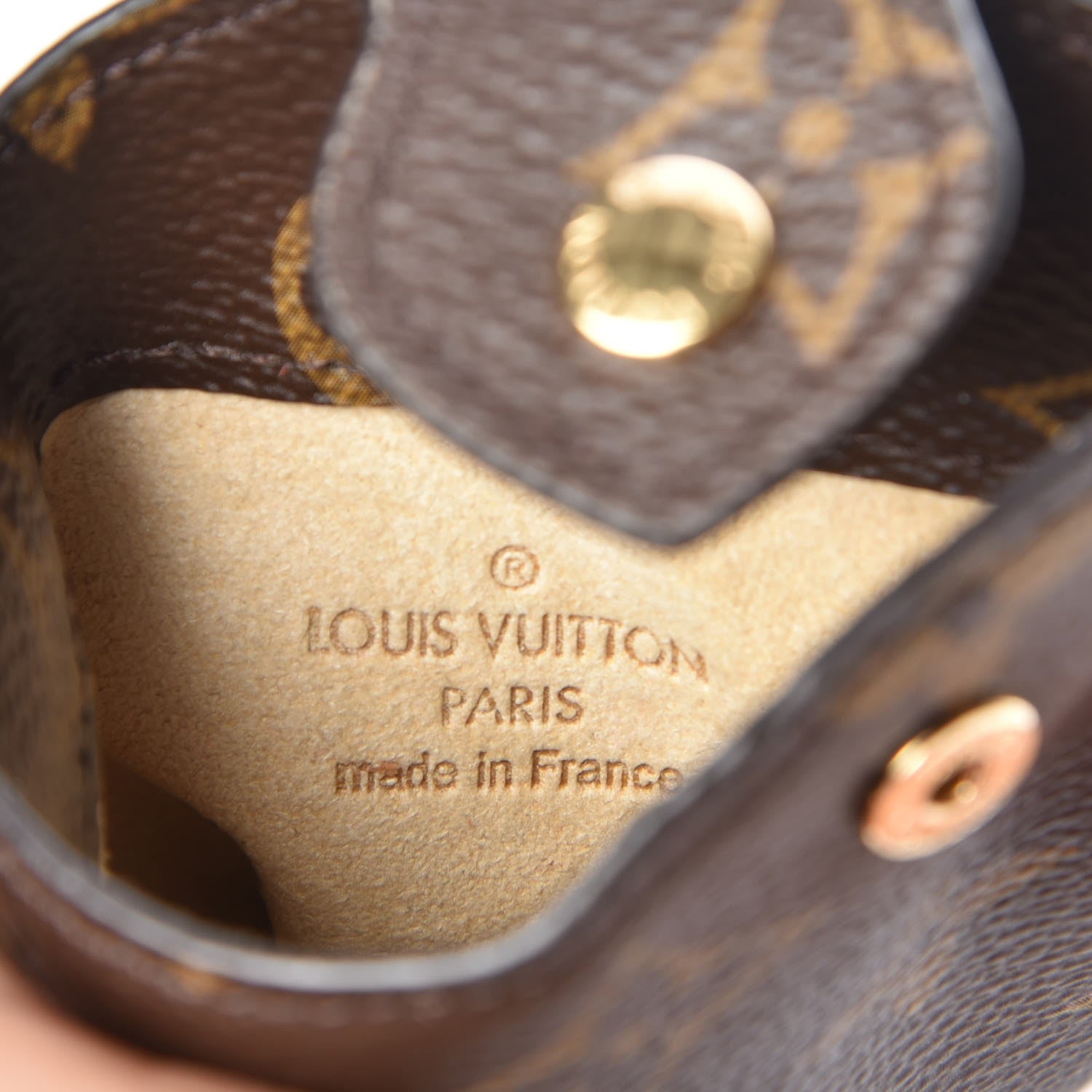Louis Vuitton Monogram Sunglasses Case MM 6 of 7