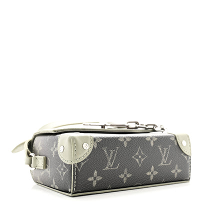 Louis Vuitton Monogram Gradient Steamer Wearable Wallet Khaki Green 4 of 10