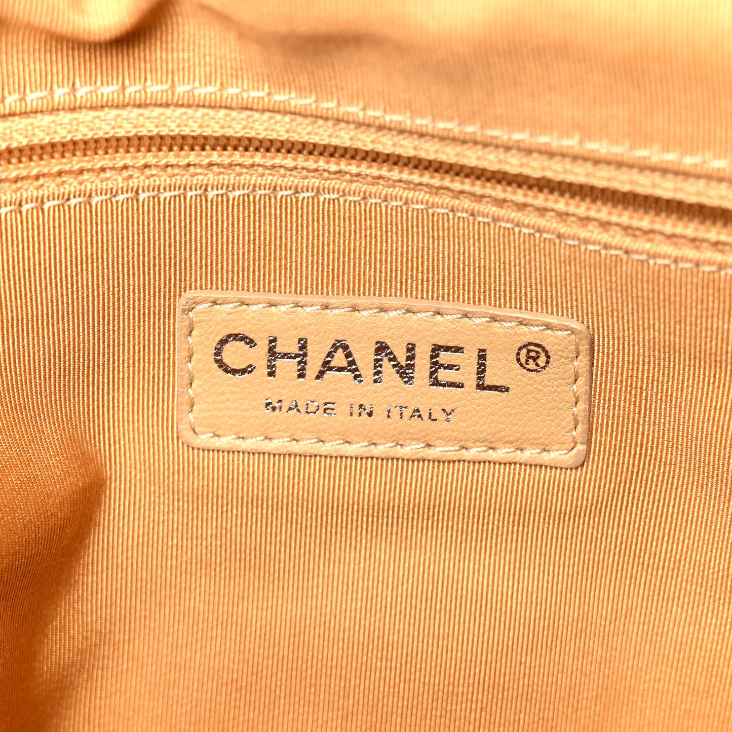 Washed Lambskin Quilted Medium Chain Around Messenger Brown