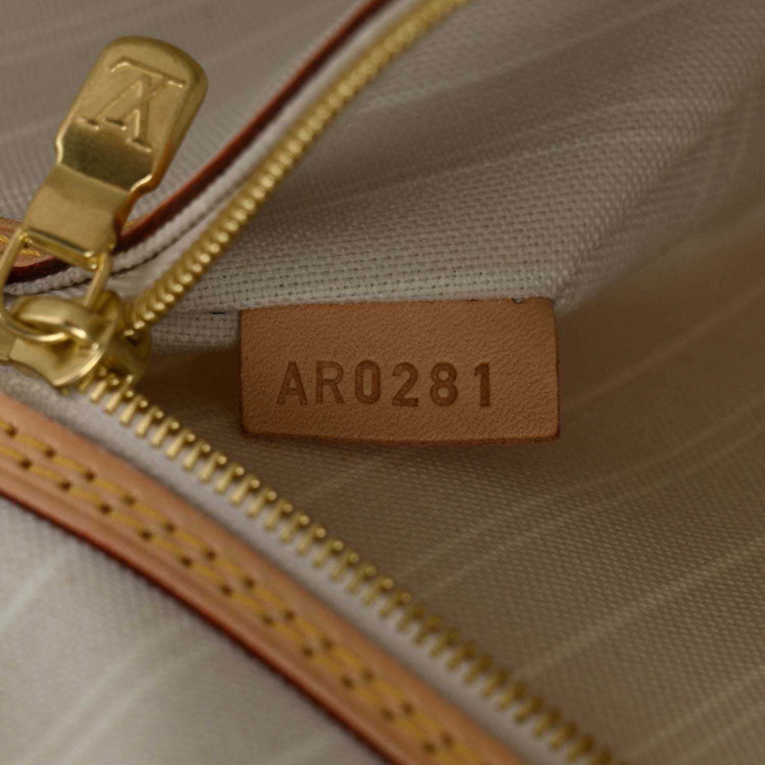 Louis Vuitton Monogram Giant By The Pool Neverfull MM Brume 8 of 11