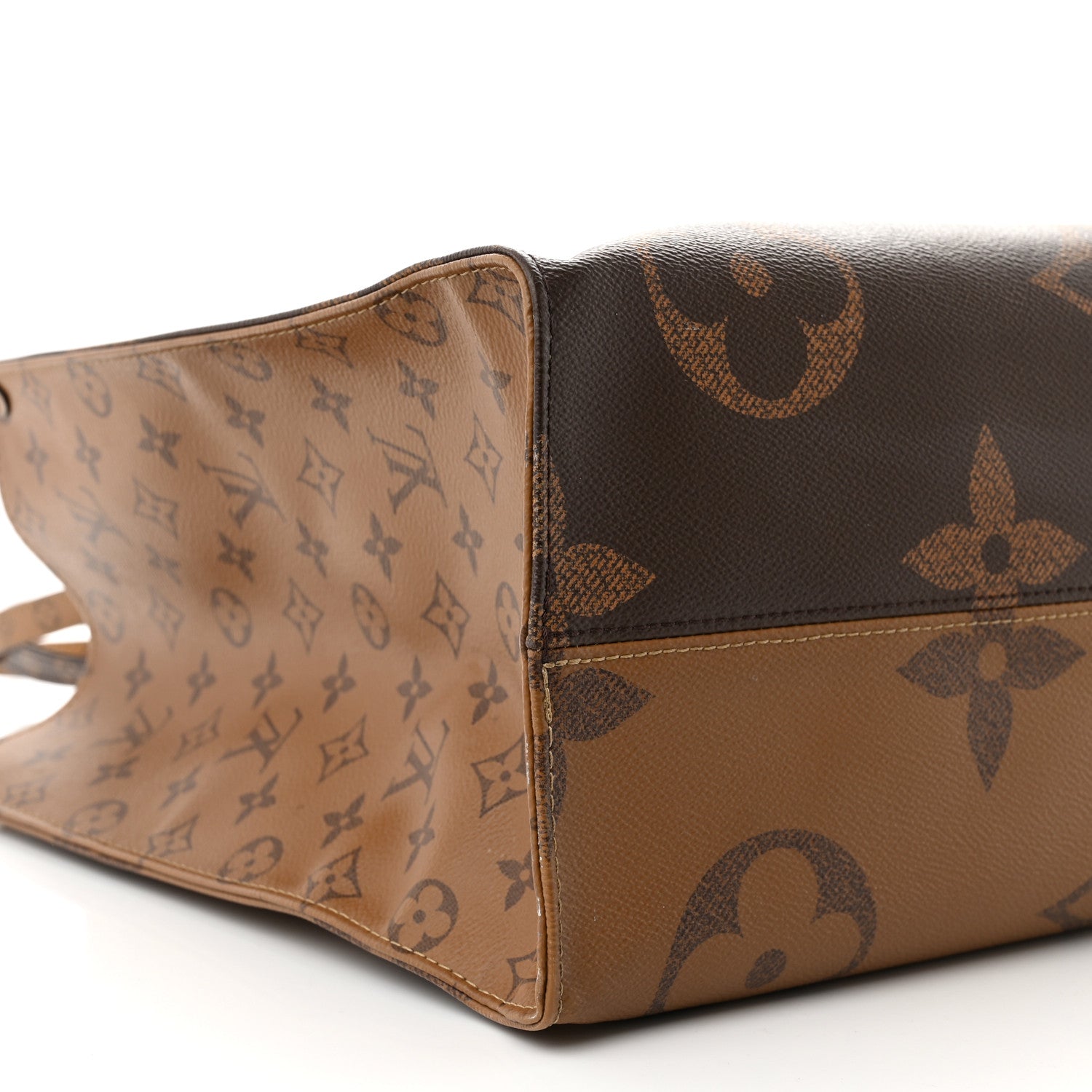 Louis Vuitton Reverse Monogram Giant Onthego GM 9 of 13