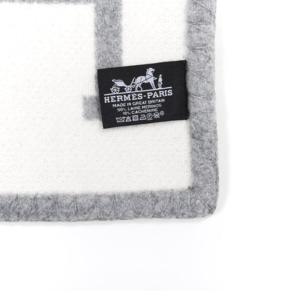 Hermes Wool Cashmere Avalon III Blanket Ecru Gris Clair 3 of 4