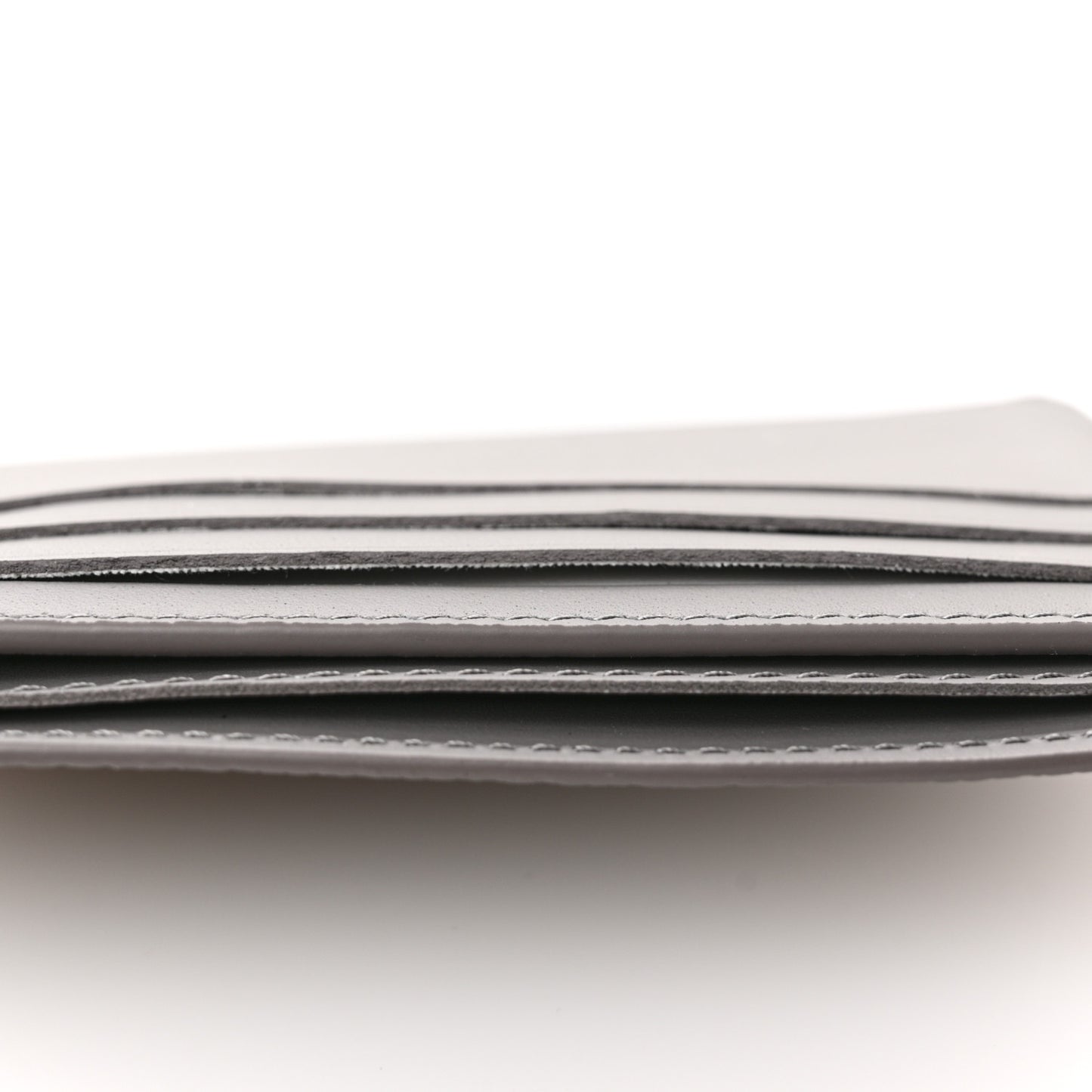 Grained Calfskin Aerogram Multiple Wallet Gris