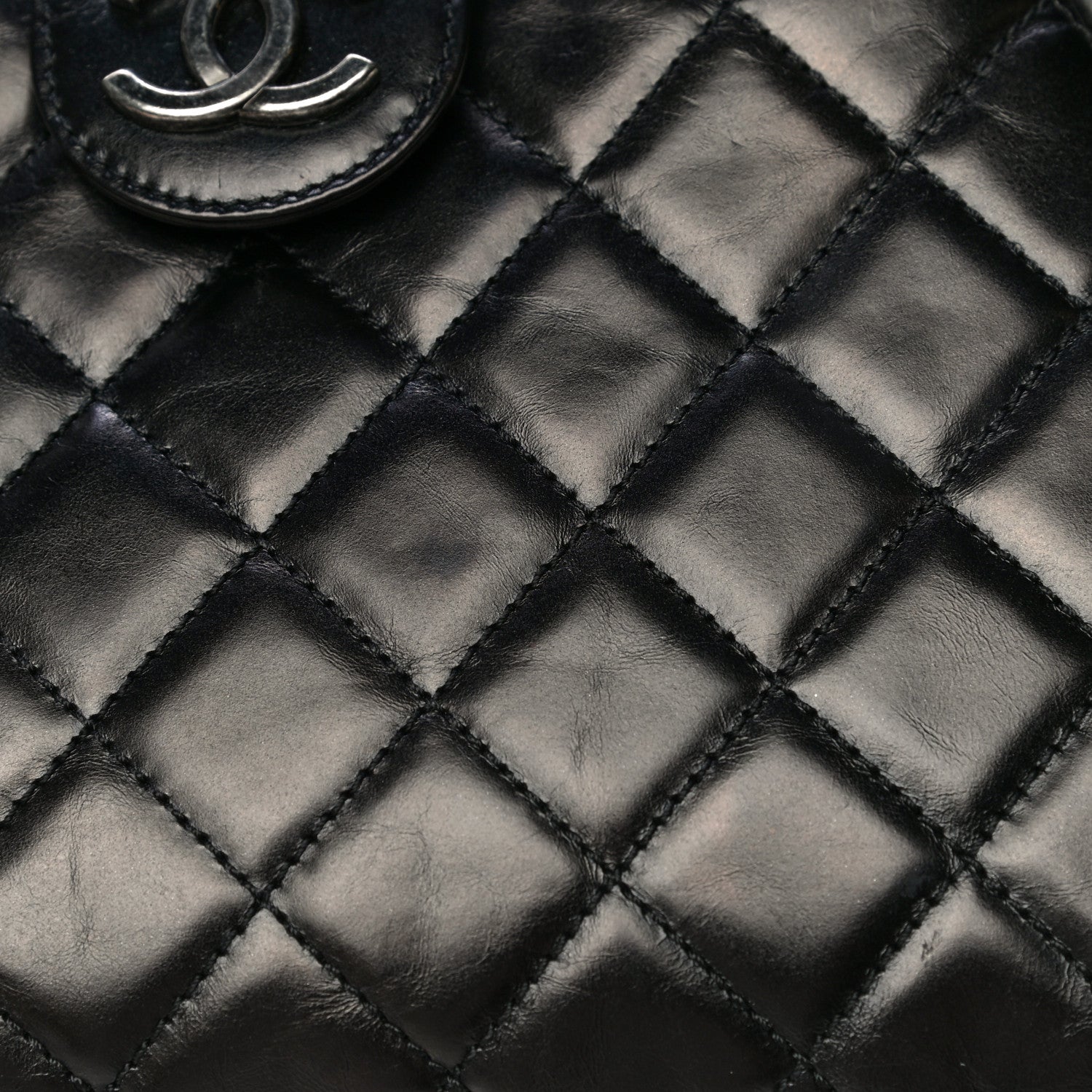Chanel Aged Calfskin Quilted Zip Clutch Black 20 of 22