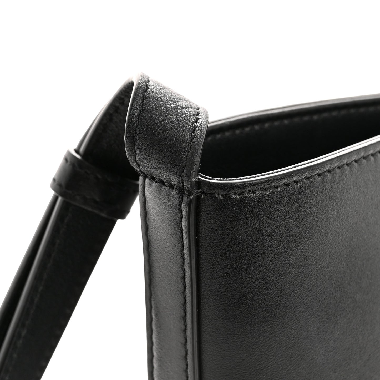 Smooth Calfskin Small Cuir Triomphe Bucket Bag Black