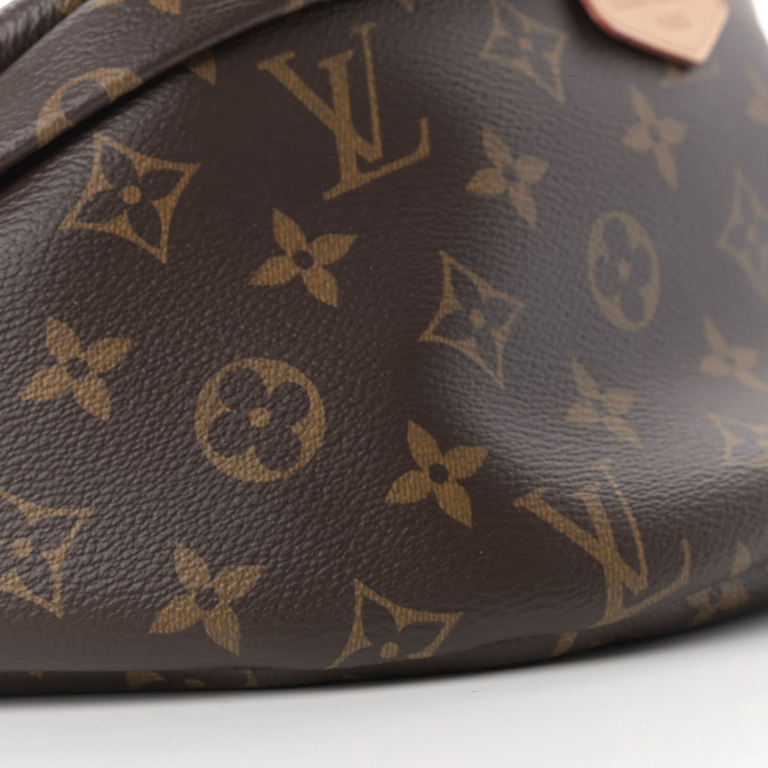 Louis Vuitton Monogram Bumbag 8 of 9