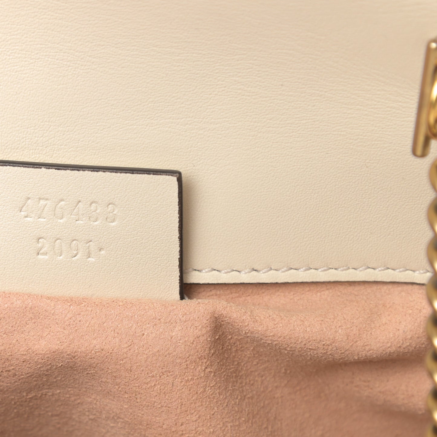 Calfskin Matelasse Super Mini GG Marmont Shoulder Bag White