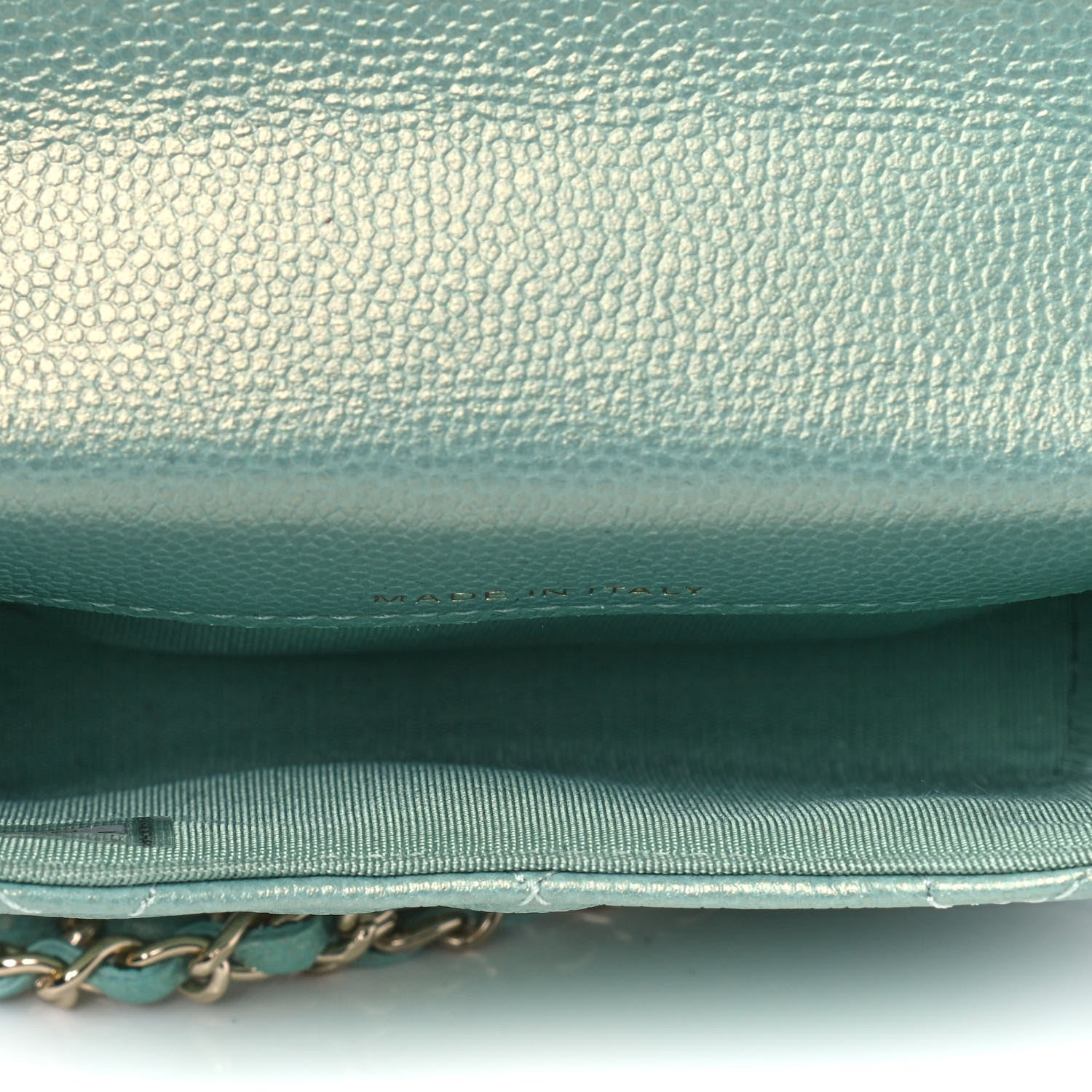 Chanel Iridescent Caviar Quilted Pearl On Top Coin Purse With Chain Light Green 4 of 5