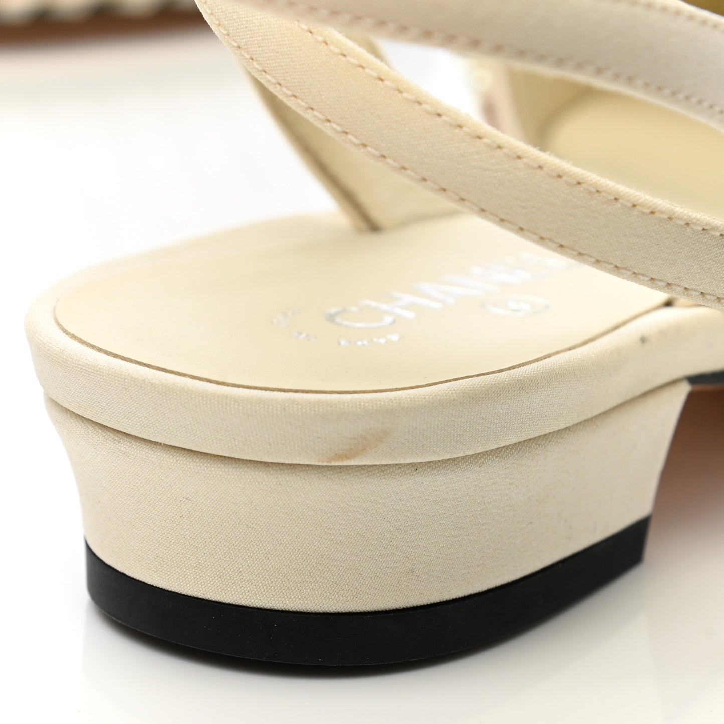 Lambskin Grosgrain Pearl Slingbacks 37.5 Ivory Black