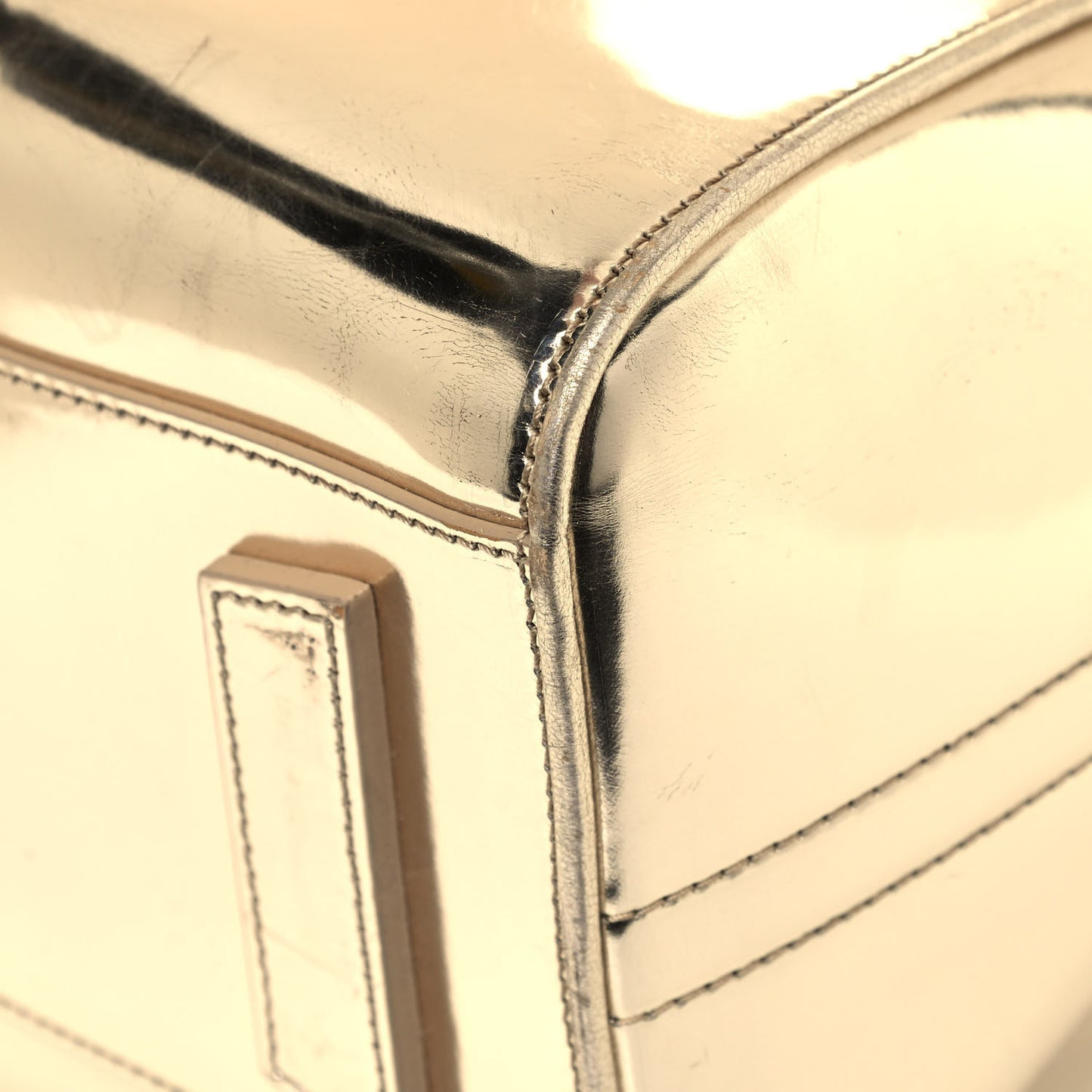 Metallic Calfskin Medium Antigona Gold