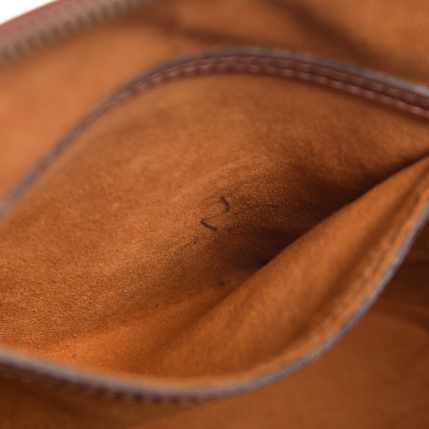 Louis Vuitton Epi Alma PM Kenyan Fawn 7 of 10