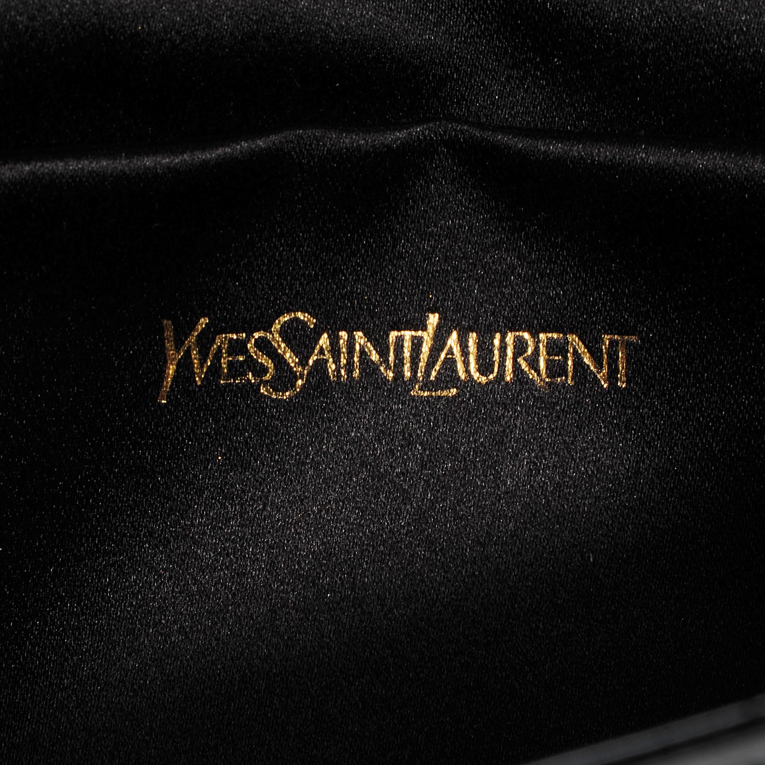 Saint Laurent Textured Patent Monogram Large Belle De Jour Clutch Black 6 of 7