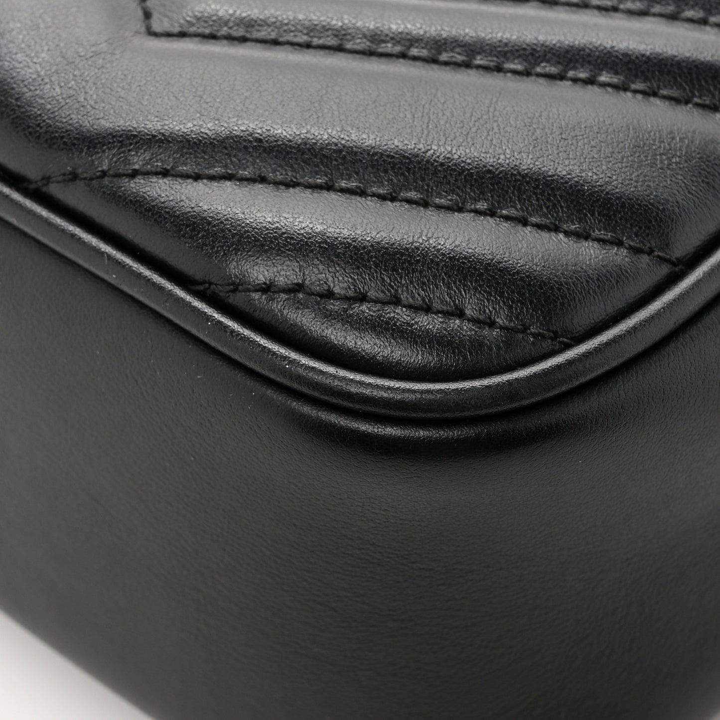 Calfskin Matelasse Small GG Marmont Chain Shoulder Bag Black