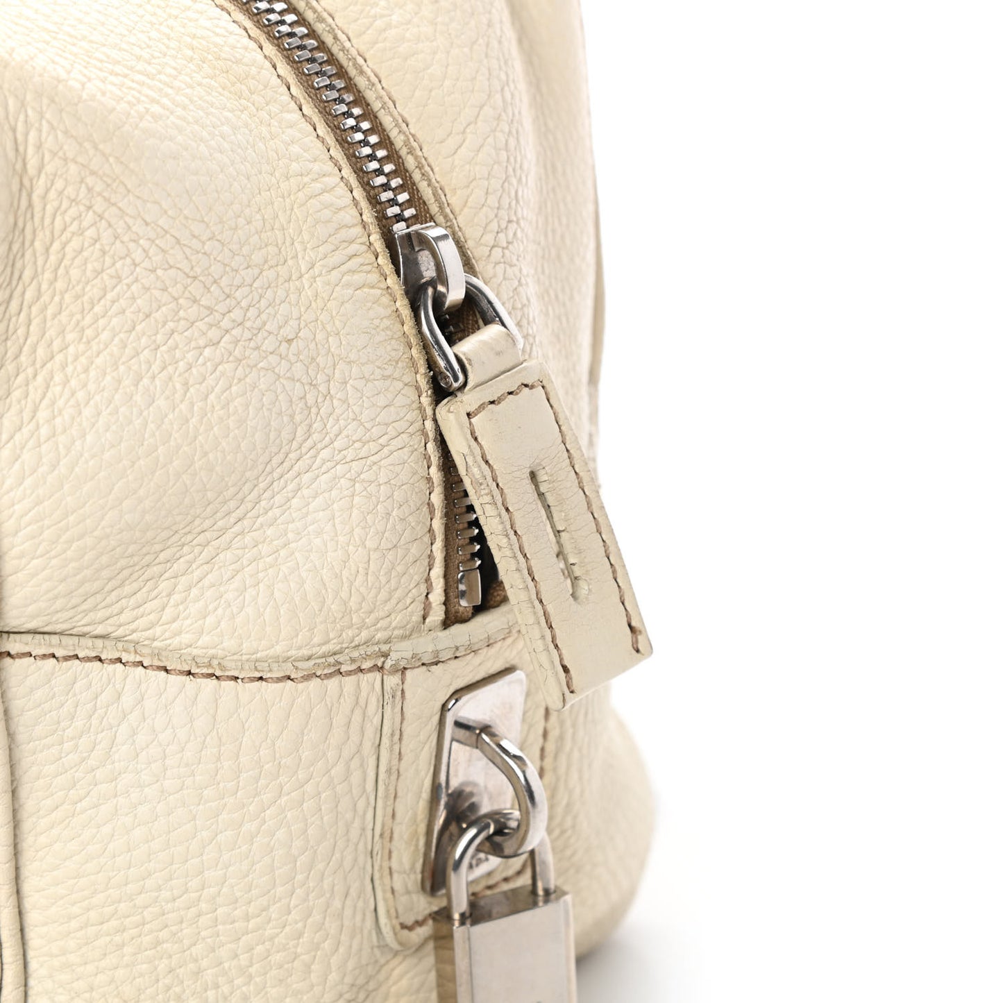 Vitello Daino Embossed Logo Bowler Talco